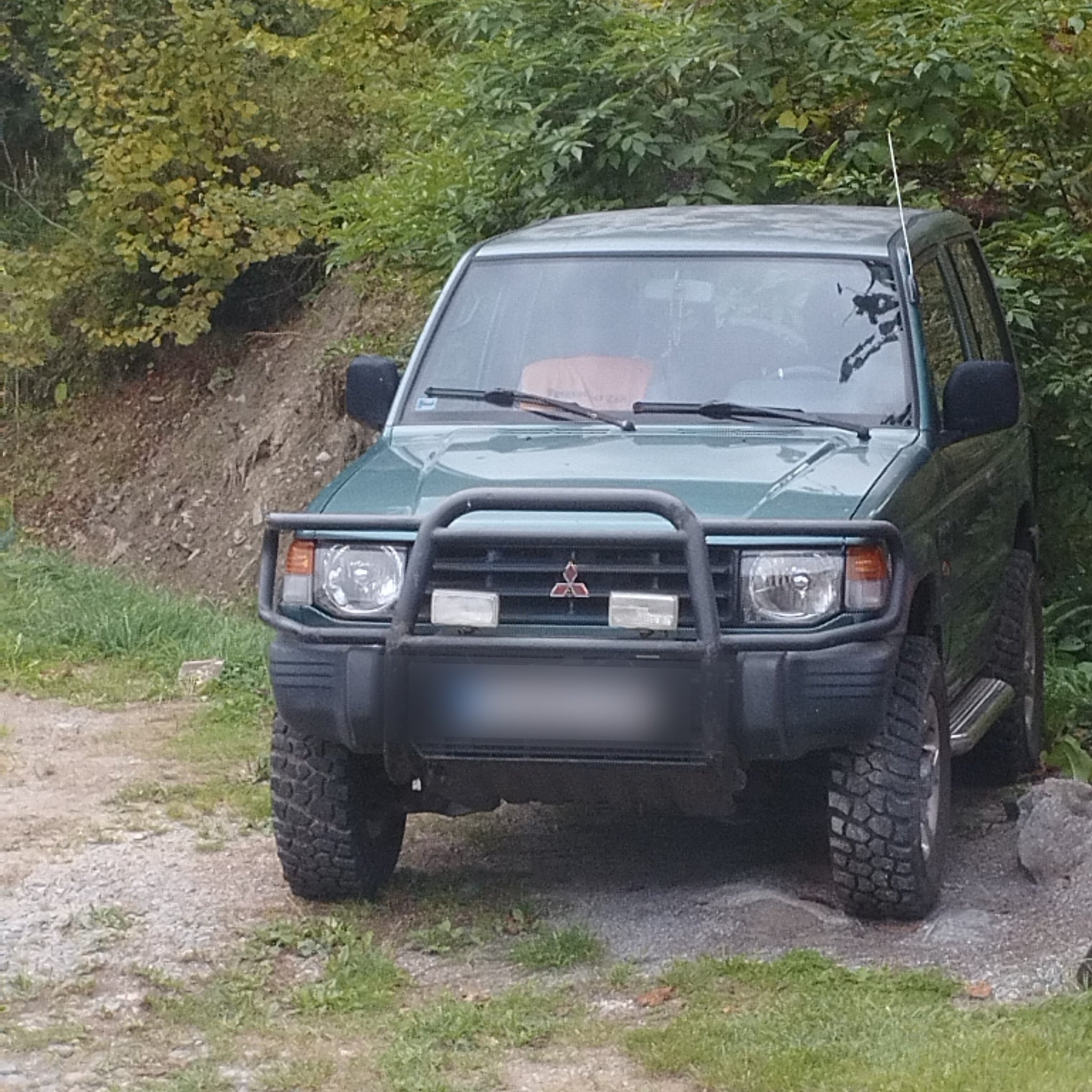 1991 Mitsubishi Pajero (V20)
