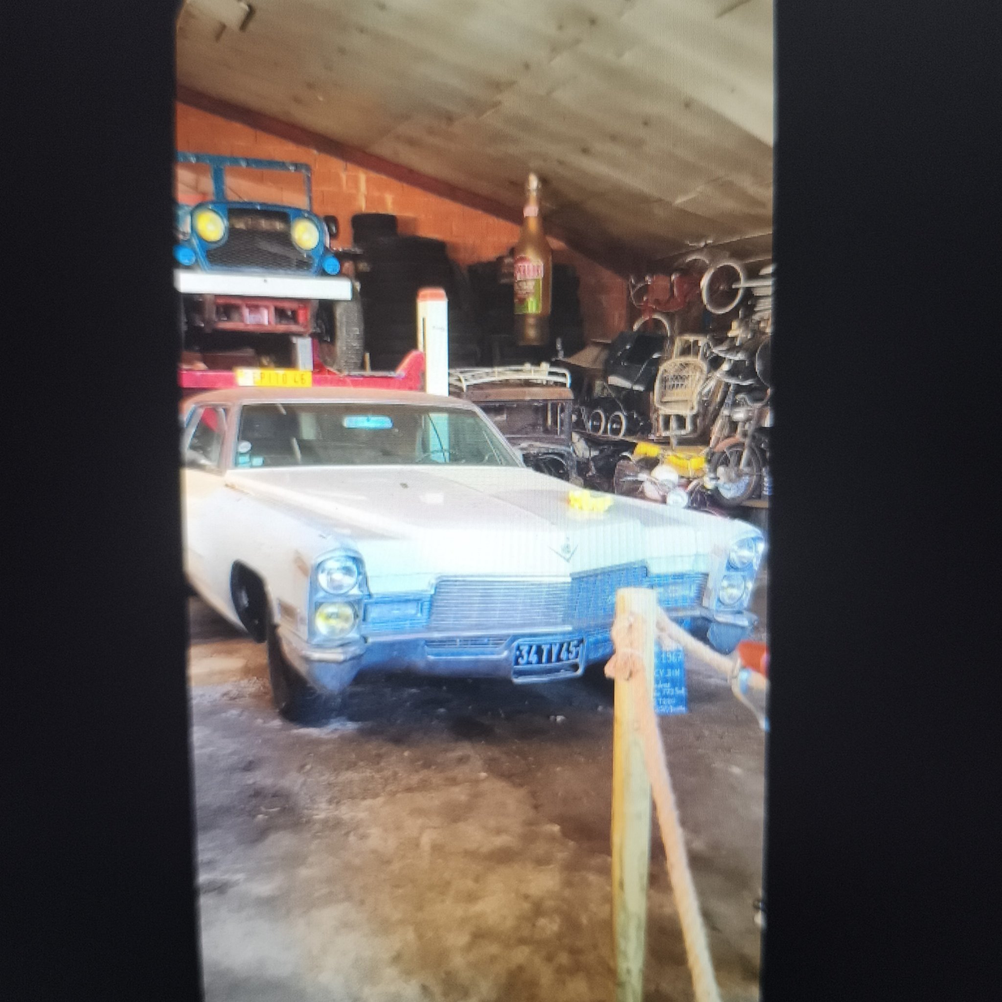 1965 Cadillac DeVille (4th Gen)