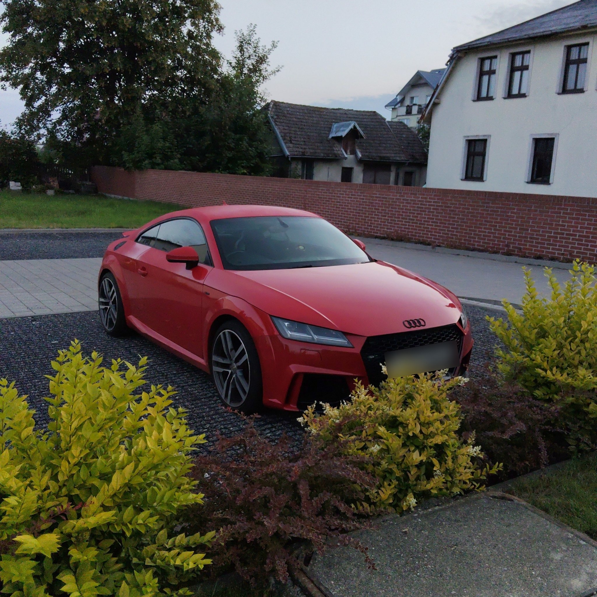 2016 Audi TT RS (8S)
