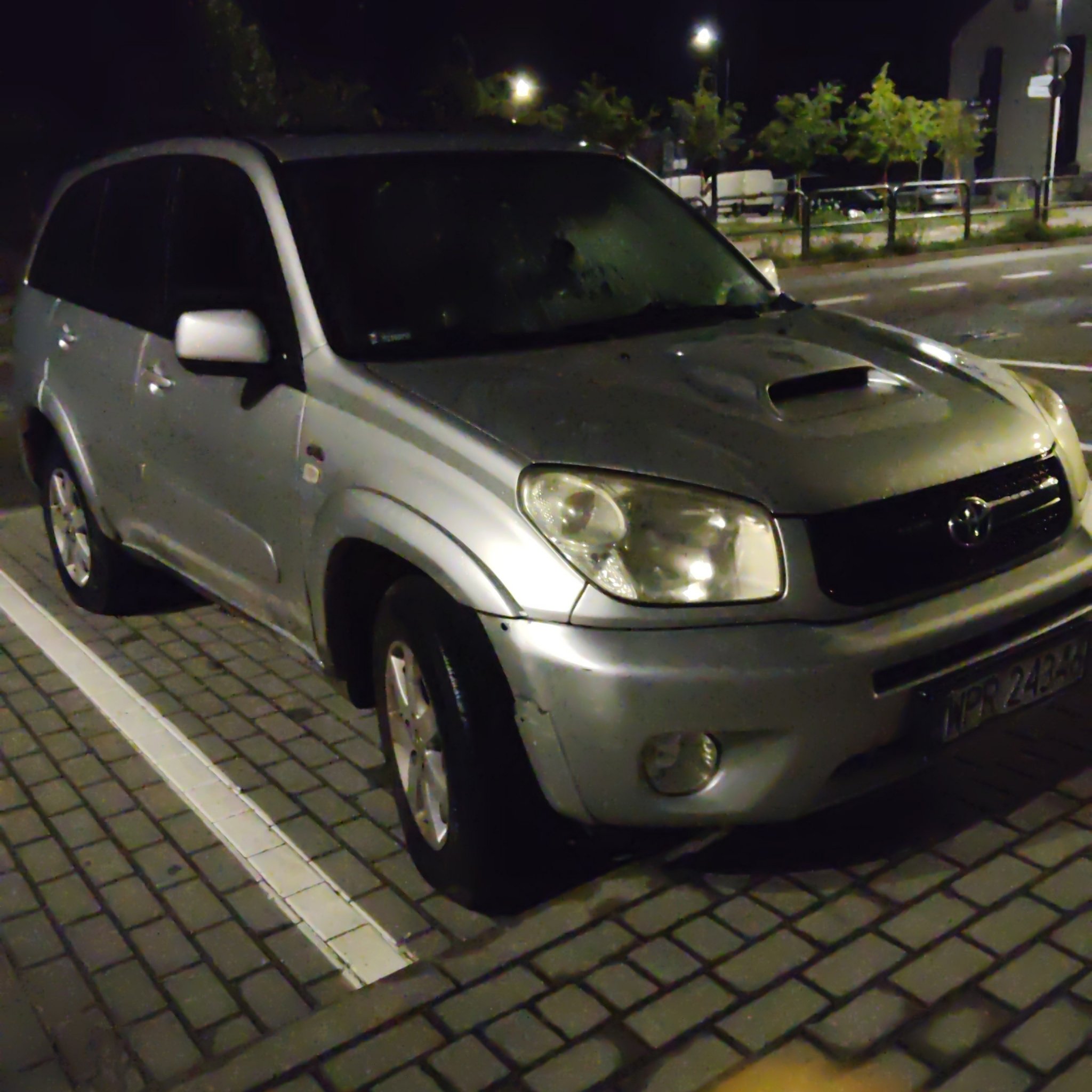 2000 Toyota RAV4 (XA20)