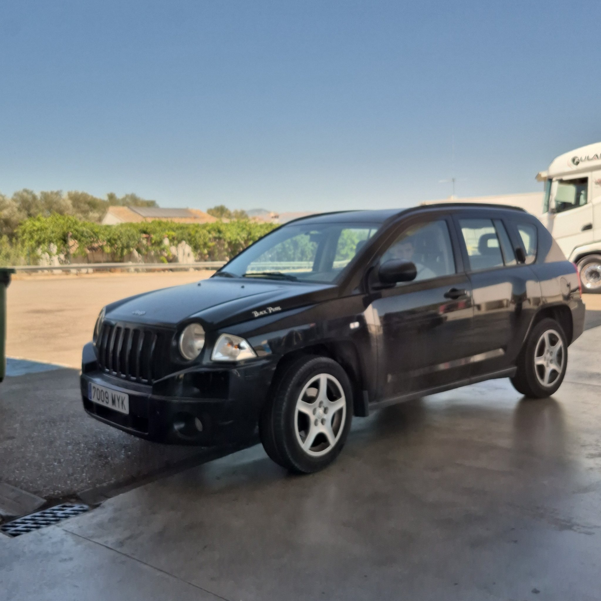 2006 Jeep Compass (MK49)