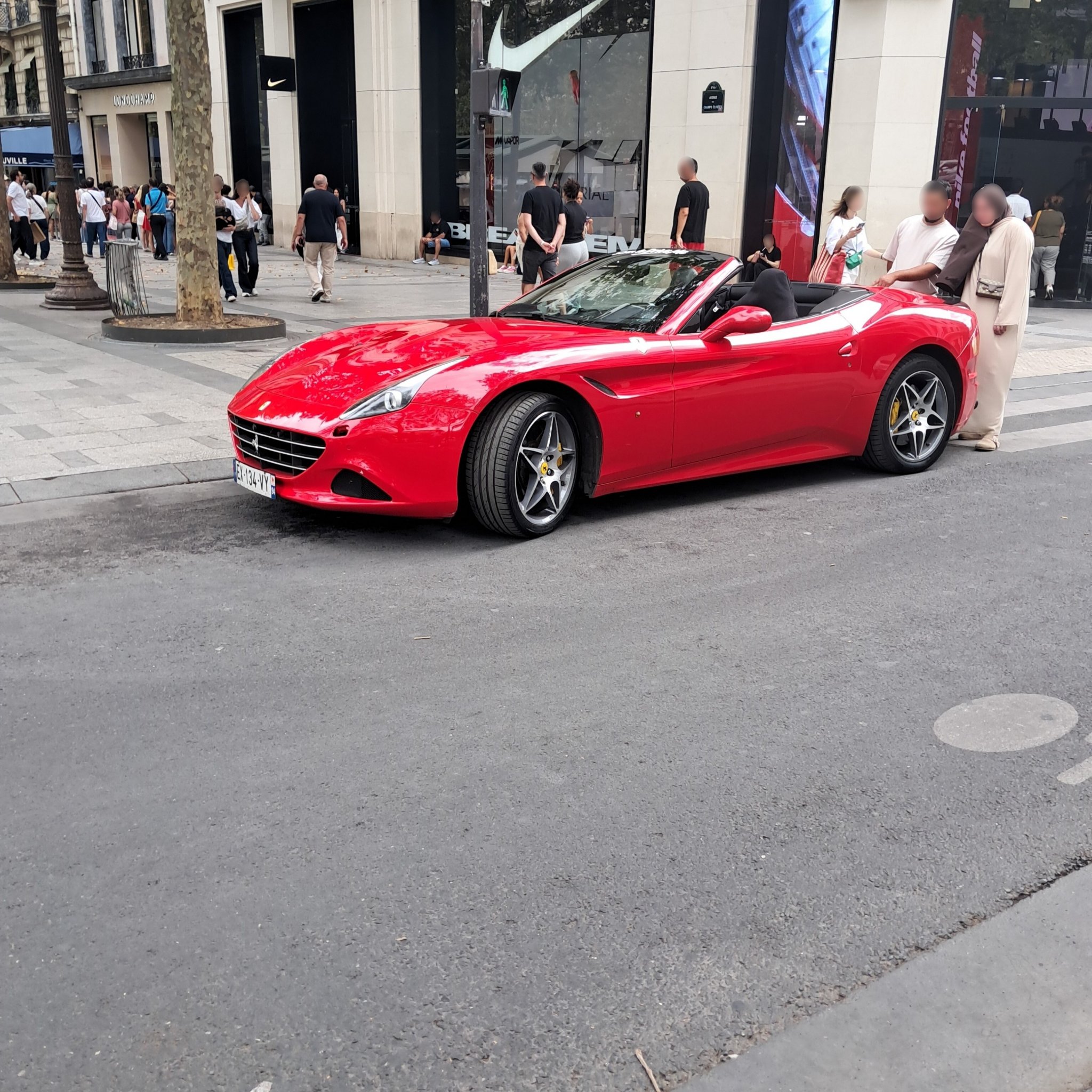 2014 Ferrari California T