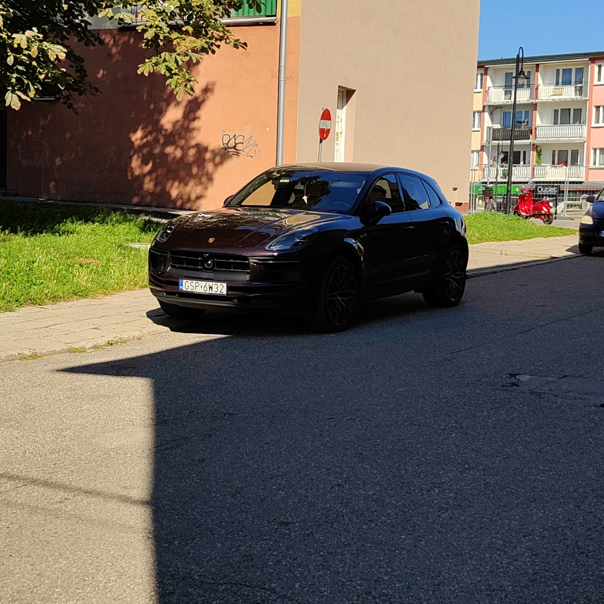 2014 Porsche Macan (95B)