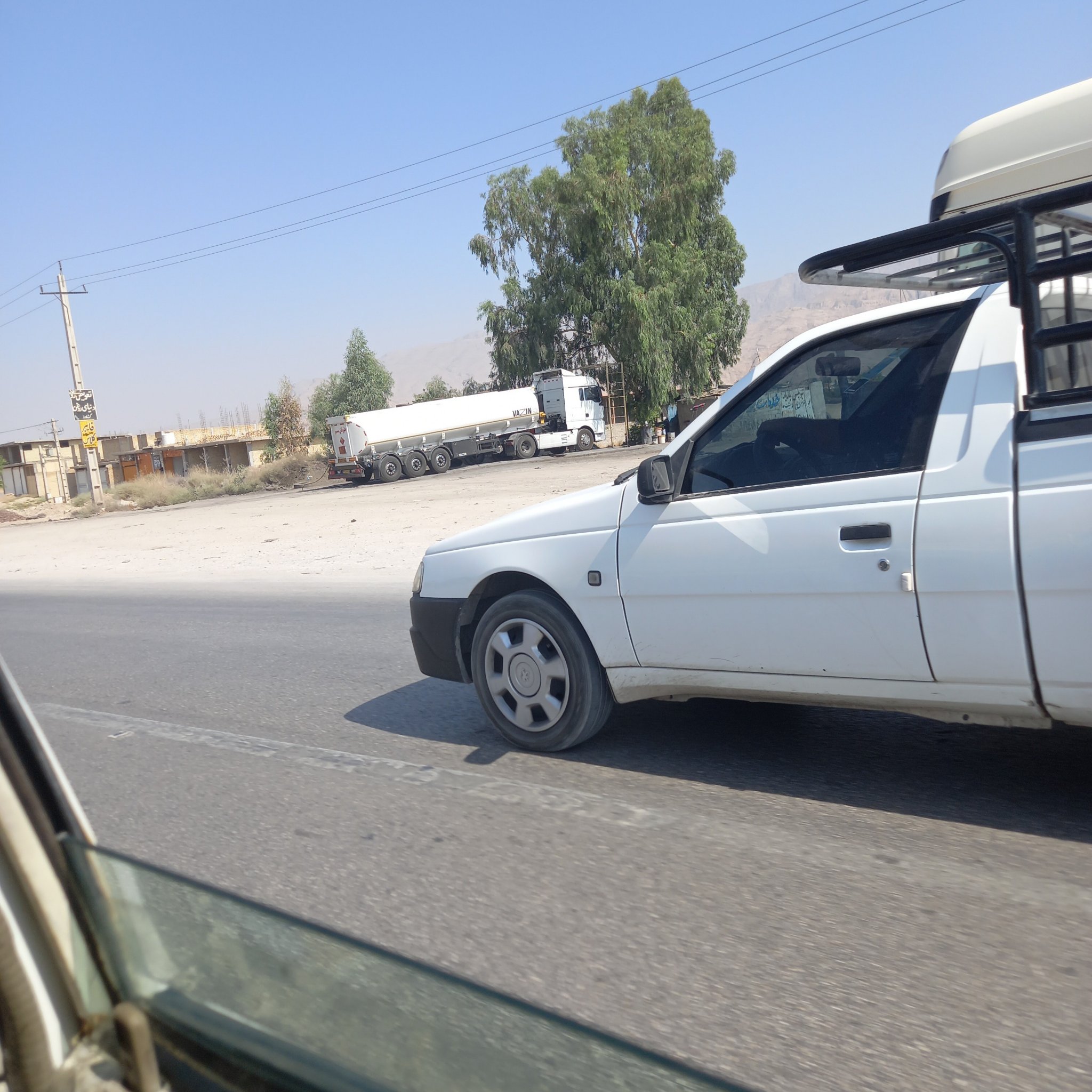 1992 IKCO Peugeot 405 (Iran)