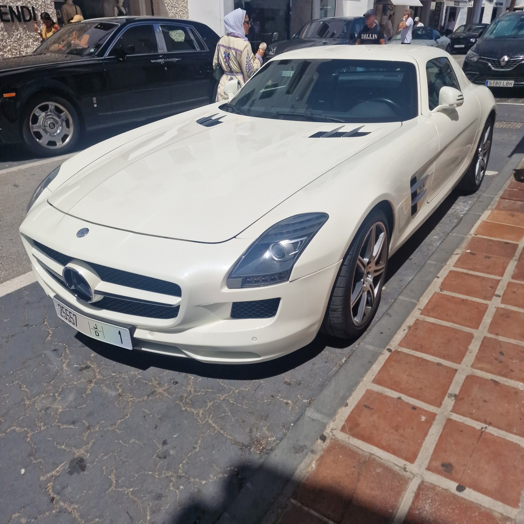 2010 Mercedes-AMG SLS AMG (C197)