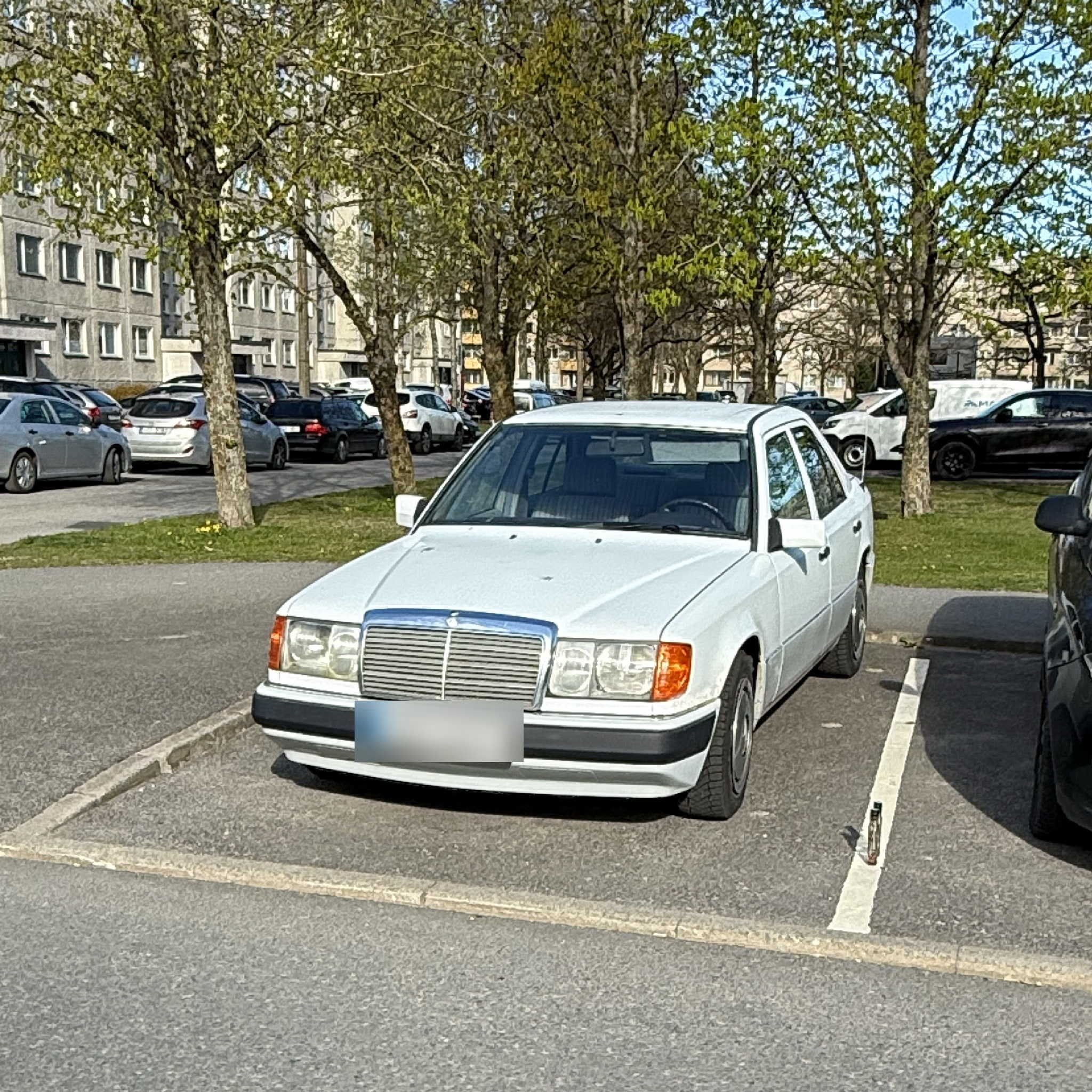 1984 Mercedes-Benz W124