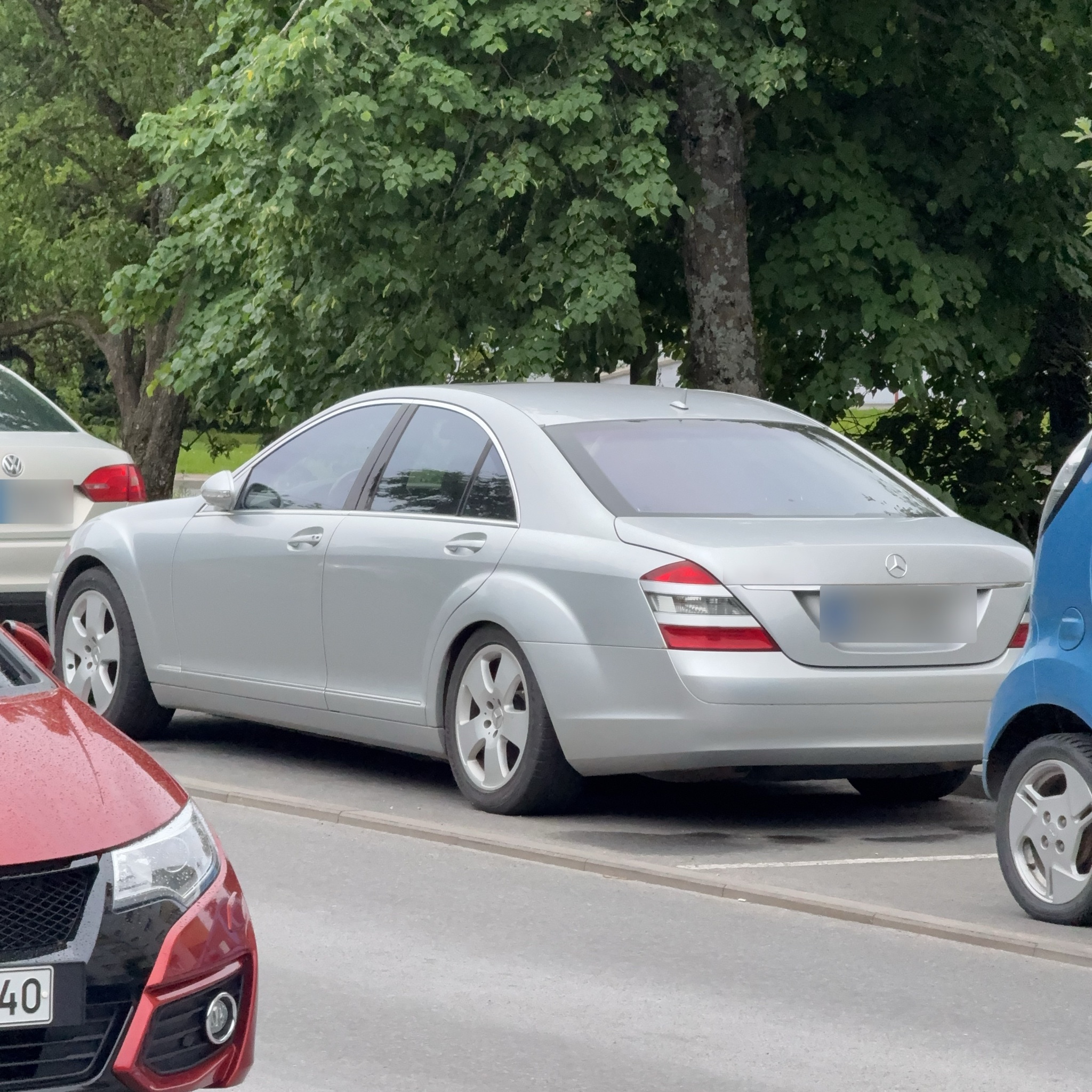 2005 Mercedes-Benz W221