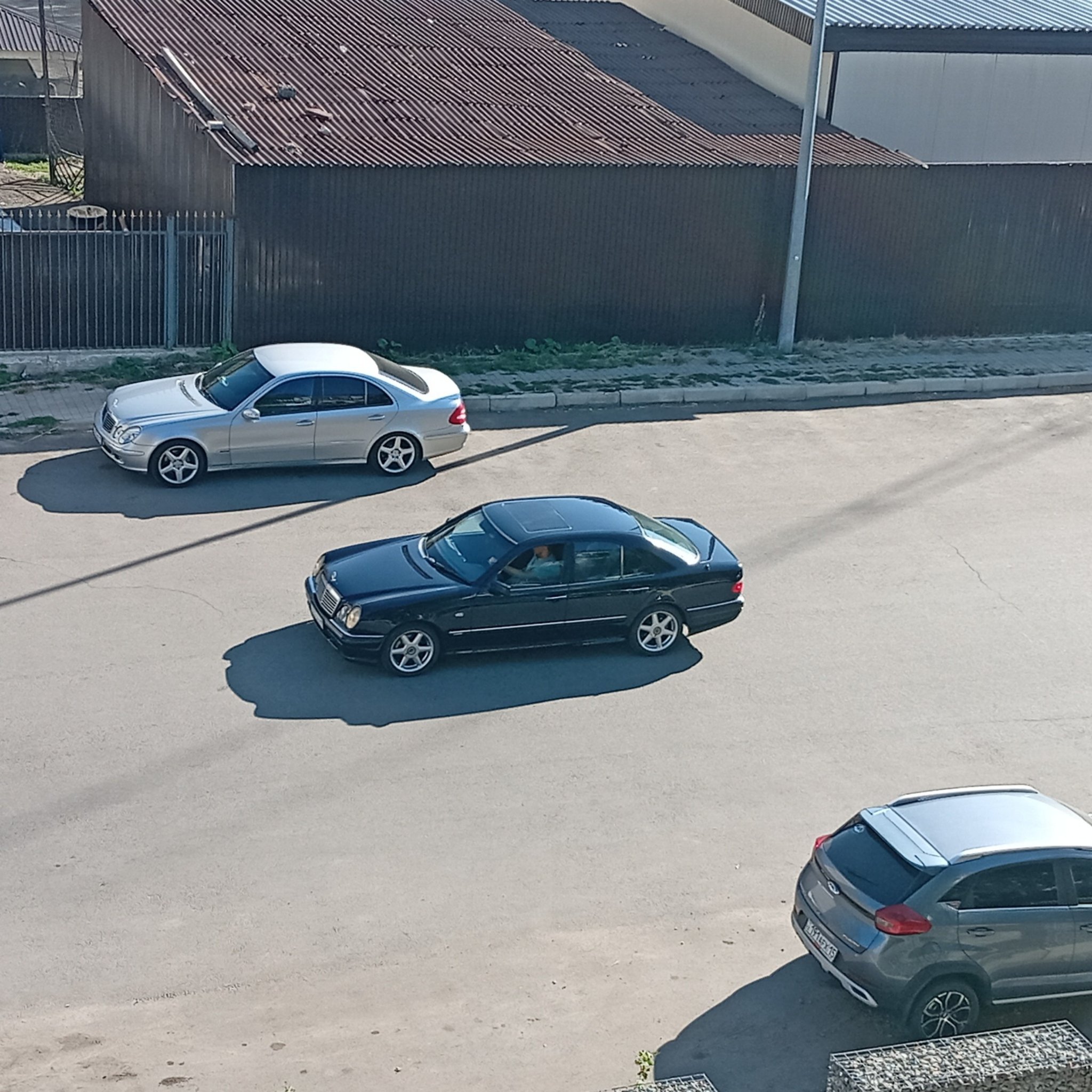1995 Mercedes-Benz E-Class (W210)