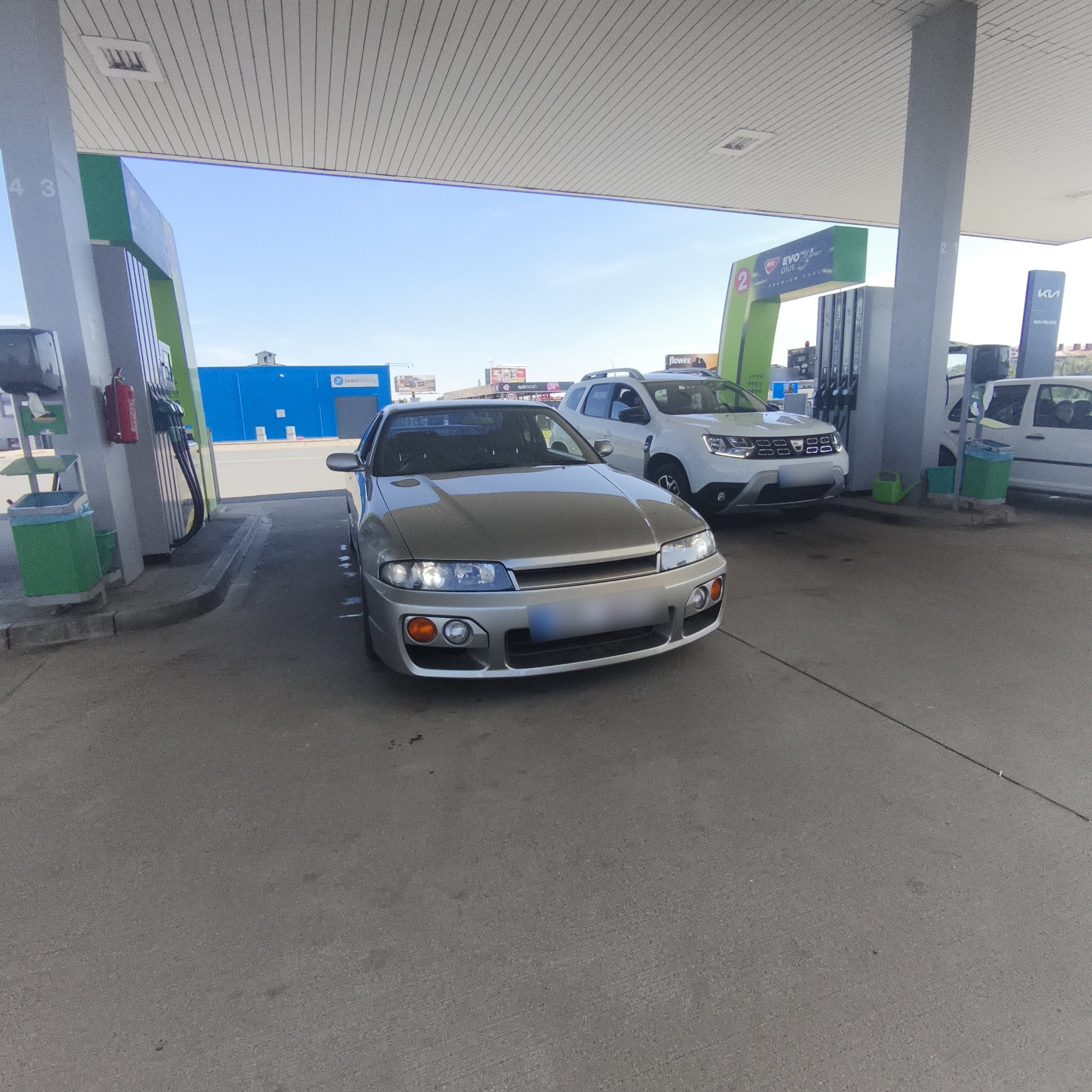 1995 Nissan GT-R (R33)