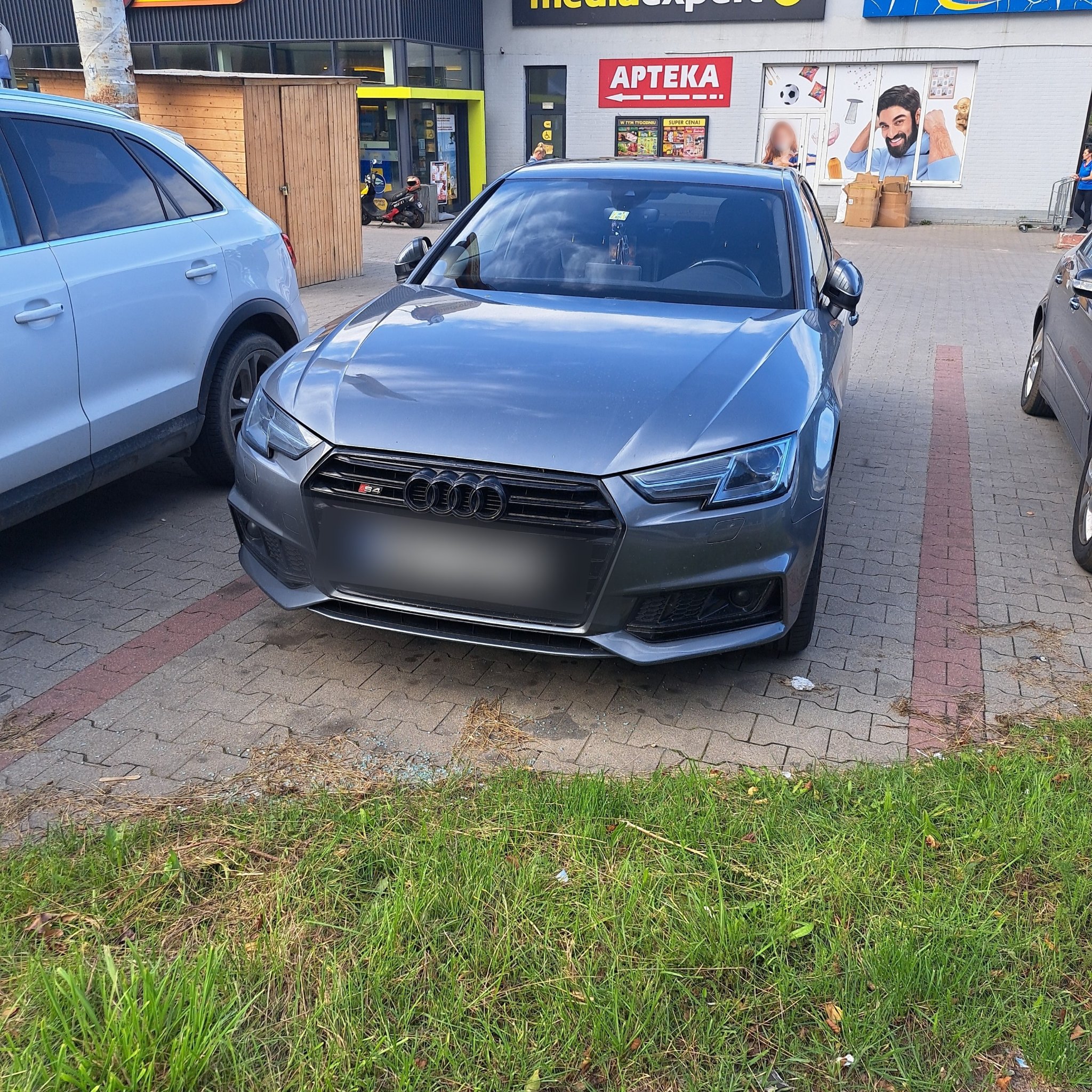 2016 Audi S4 (B9)
