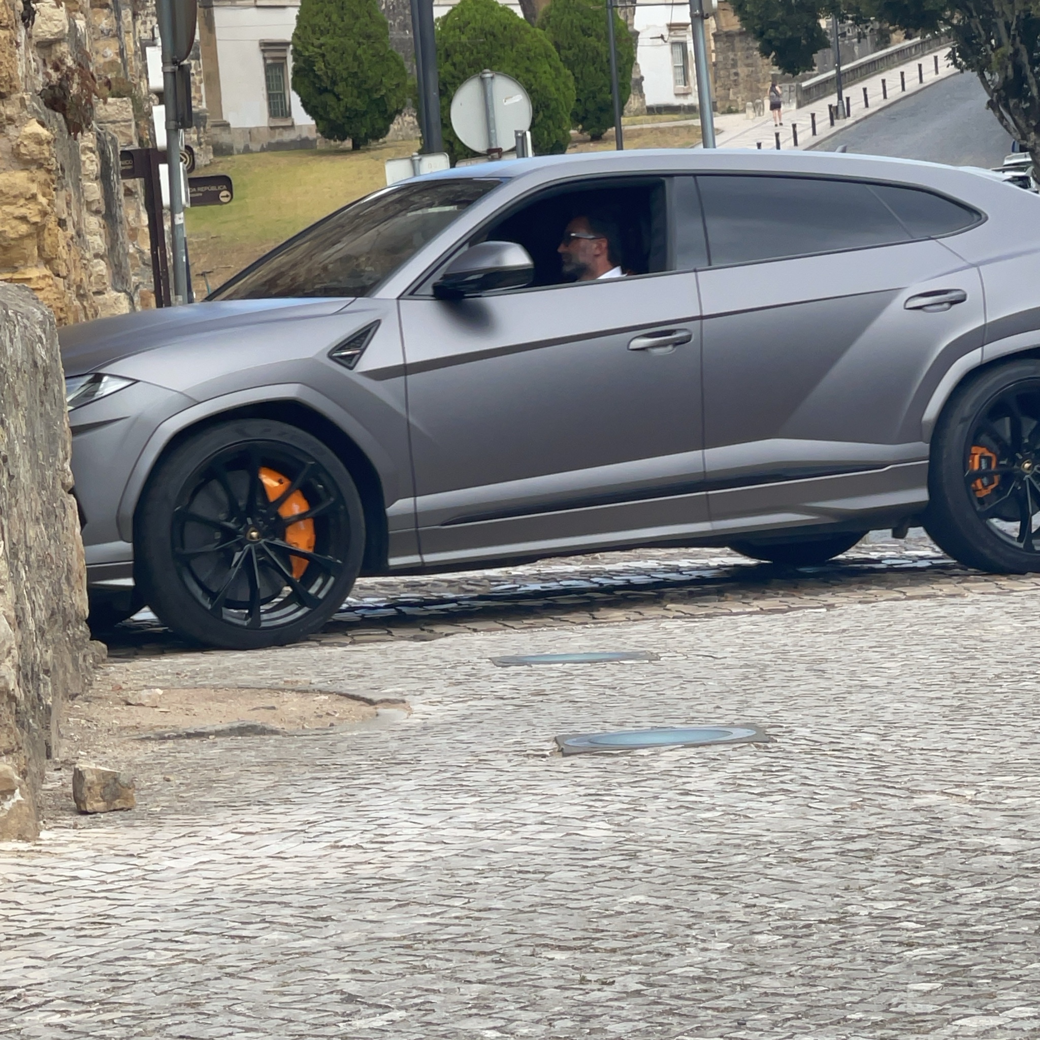2022 Lamborghini Urus Performante