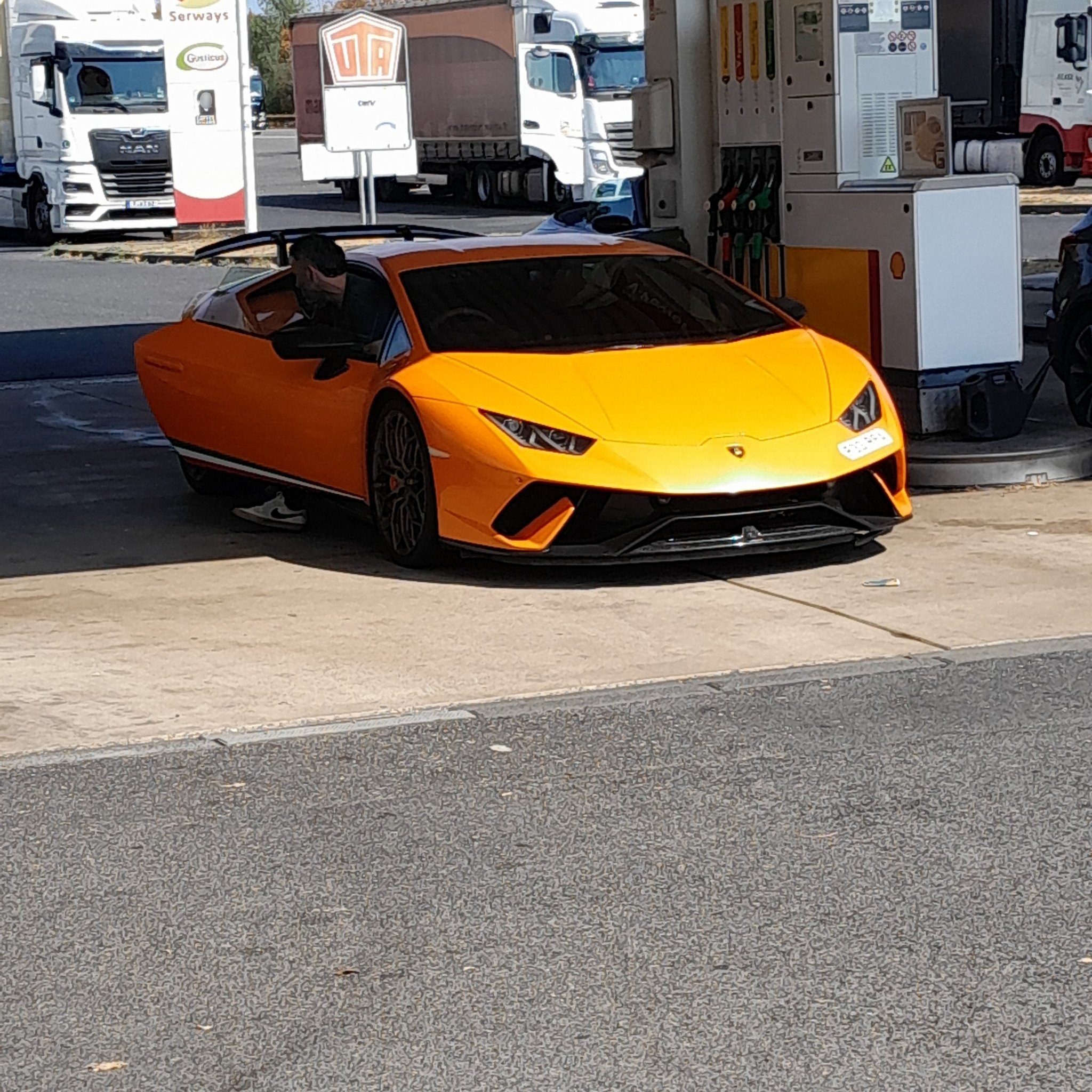 2017 Lamborghini Huracan Performante
