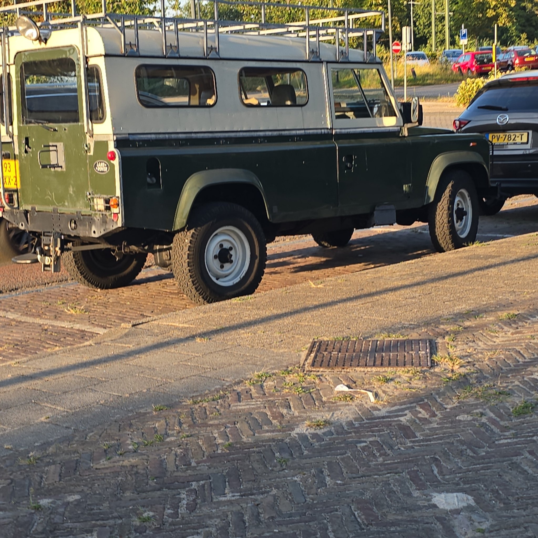 1983 Land Rover Defender (Classic)
