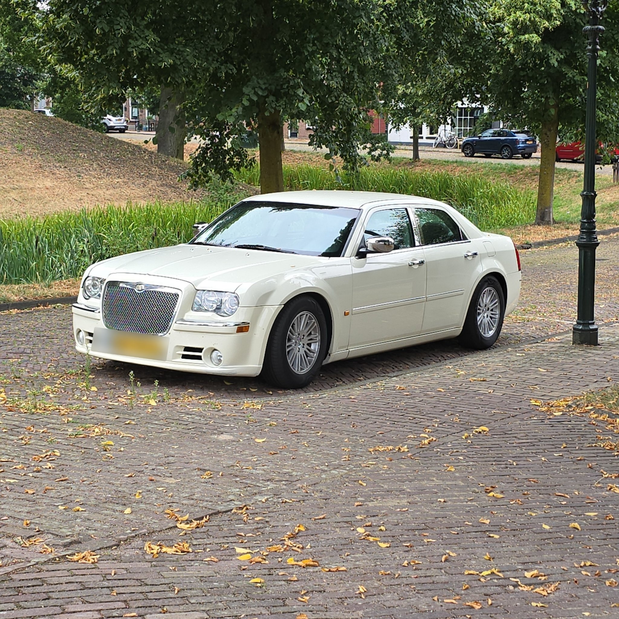 2005 Chrysler 300C (LX)