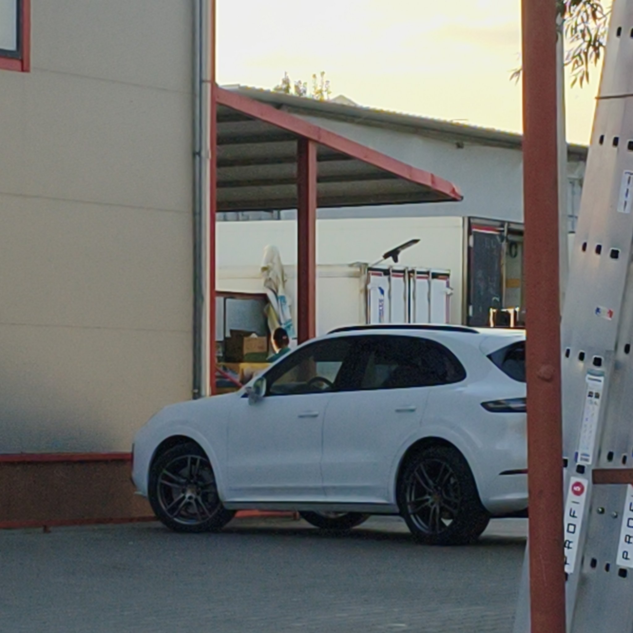 2010 Porsche Cayenne (92A)