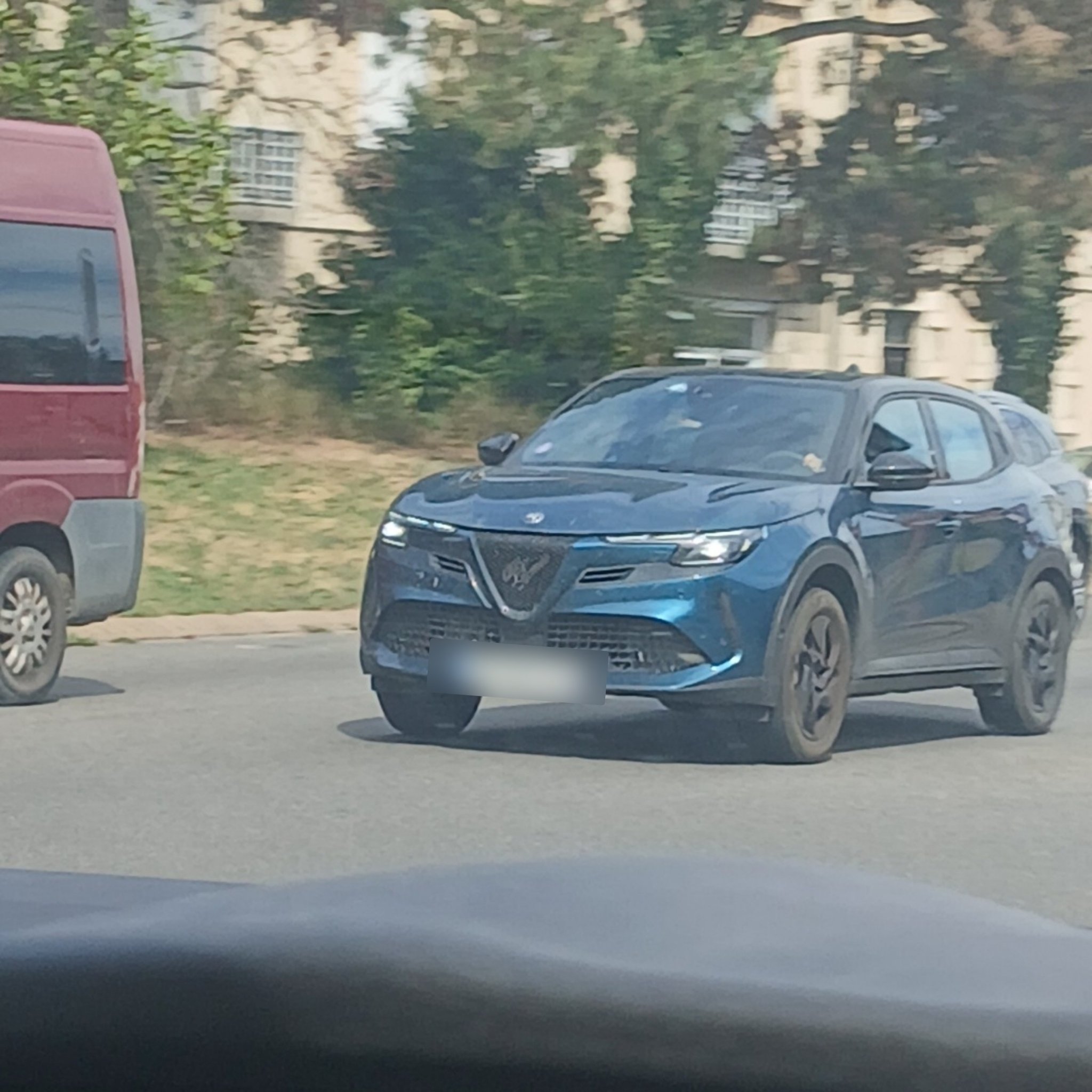 2024 Alfa Romeo Junior (2024)
