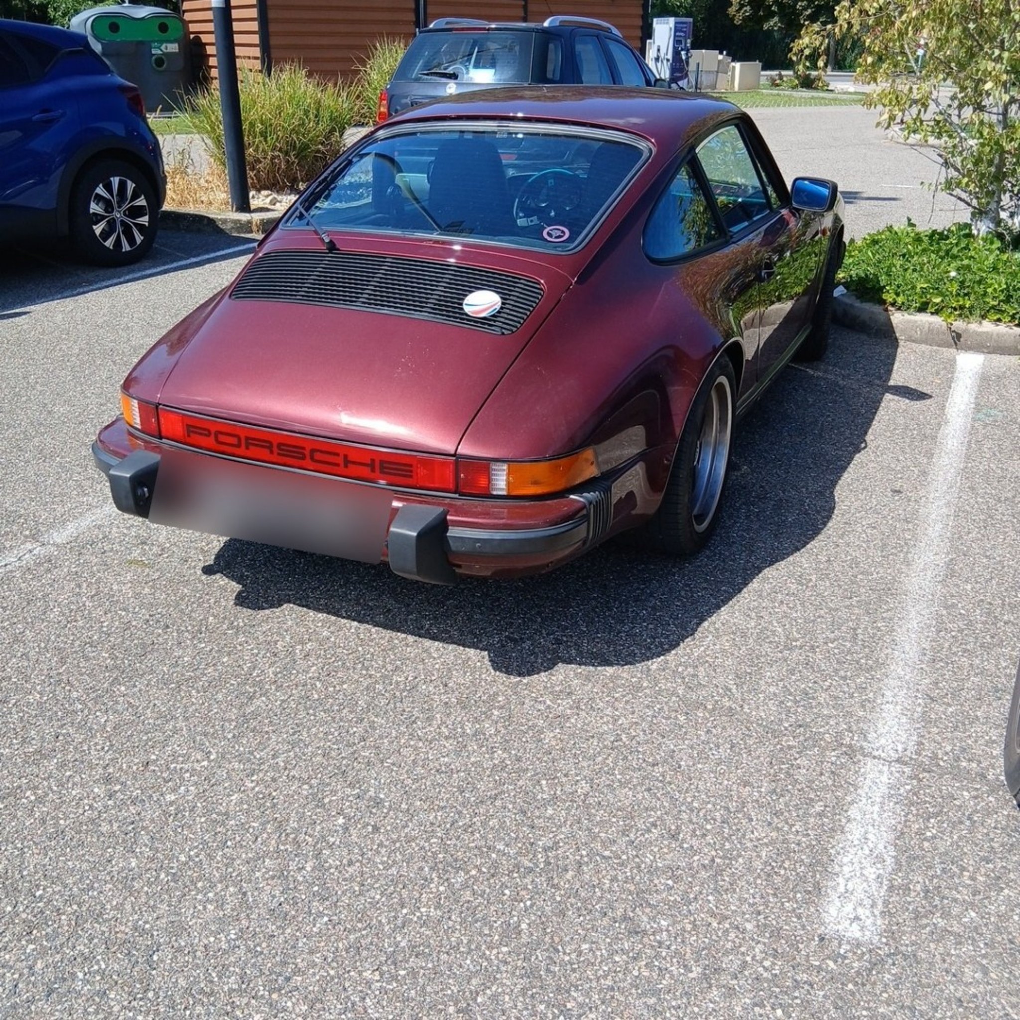 1976 Porsche 911 (G-Series) Carrera