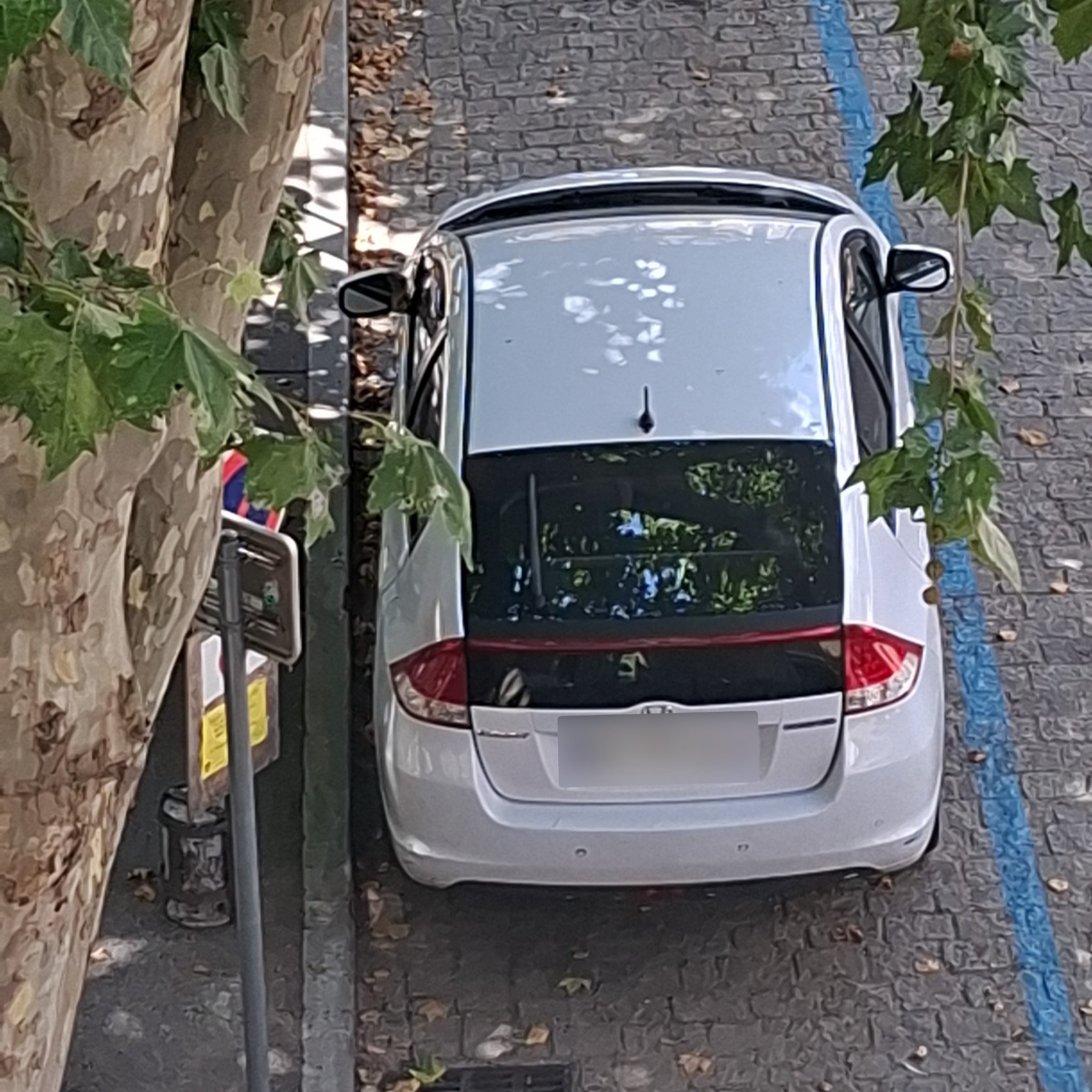 2004 Honda FR-V