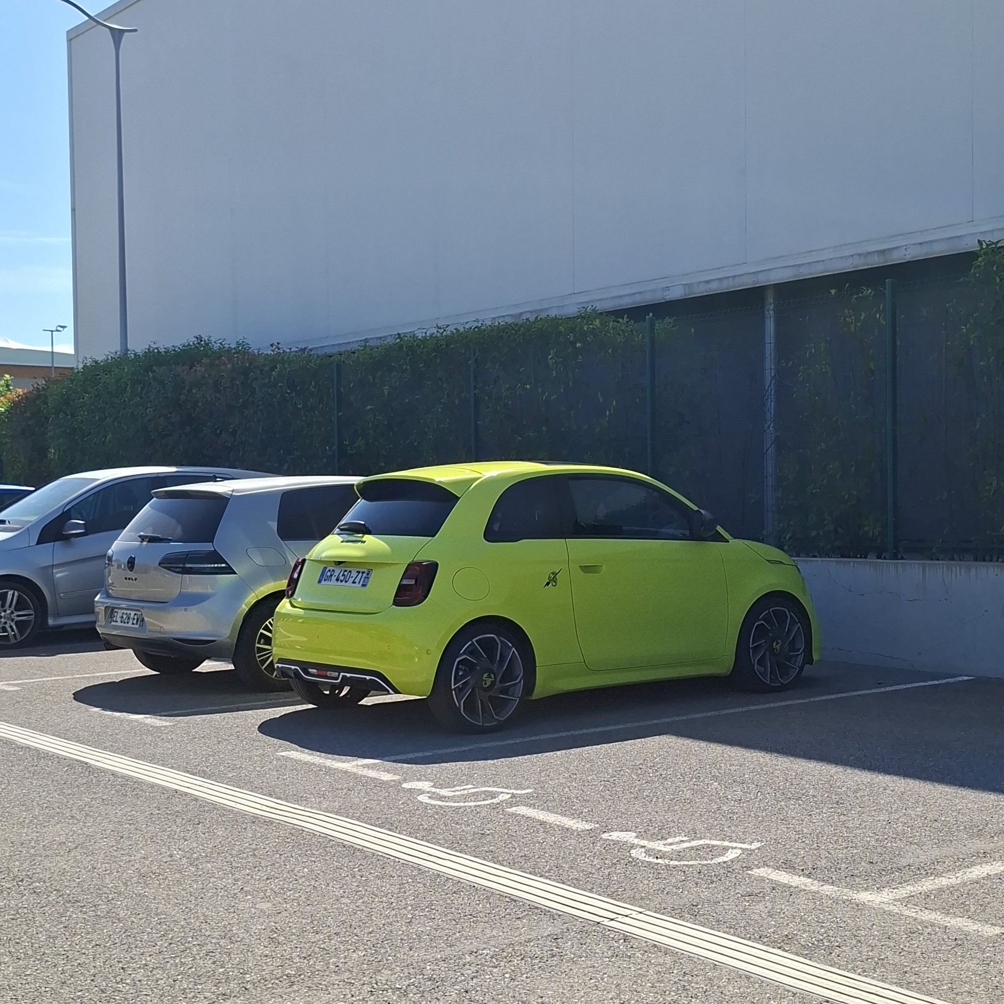 2022 Abarth 500e (2022)
