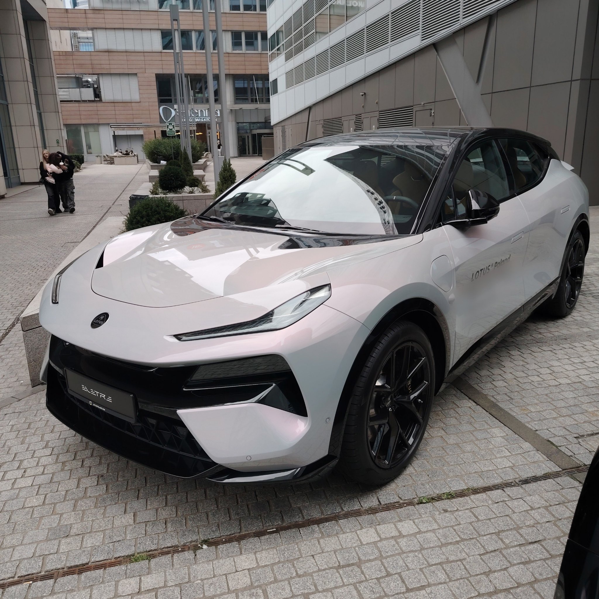 2022 Lotus Eletre