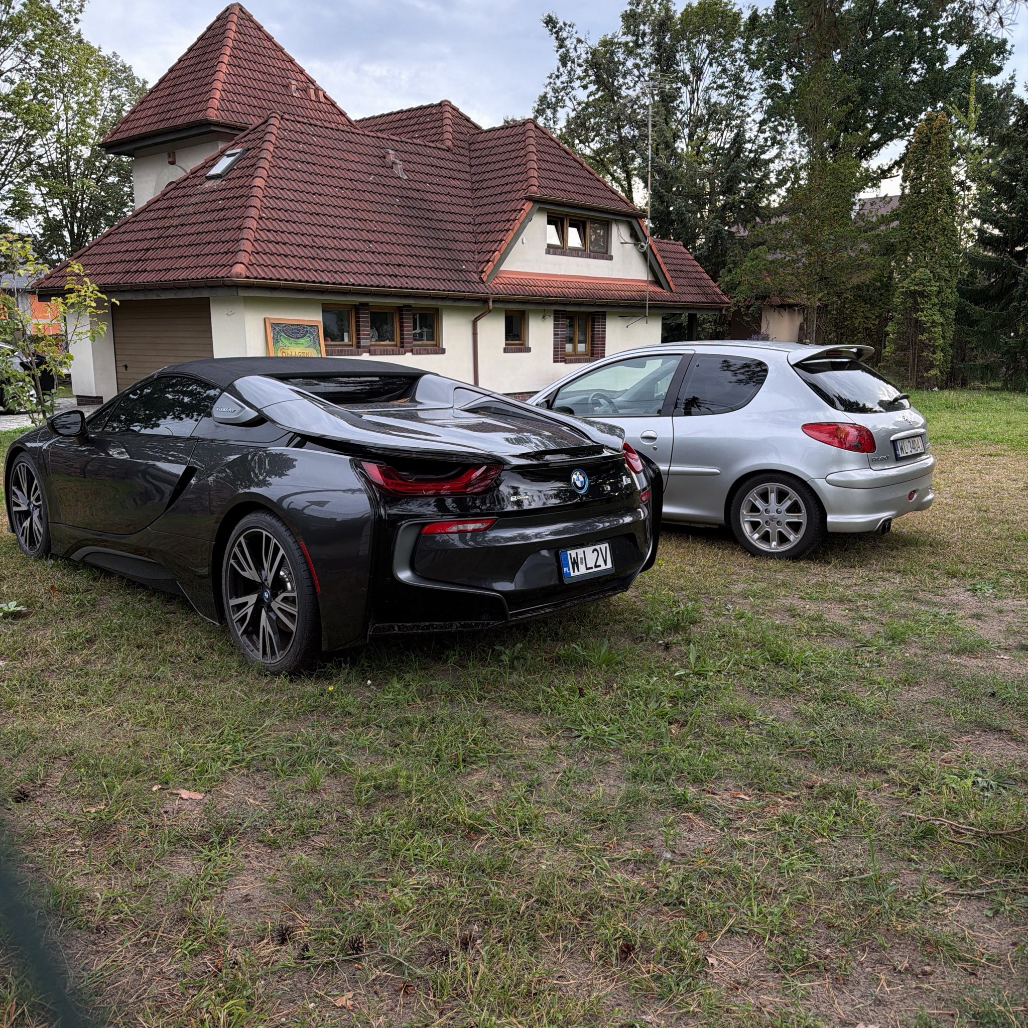 2014 BMW i8 (I12)