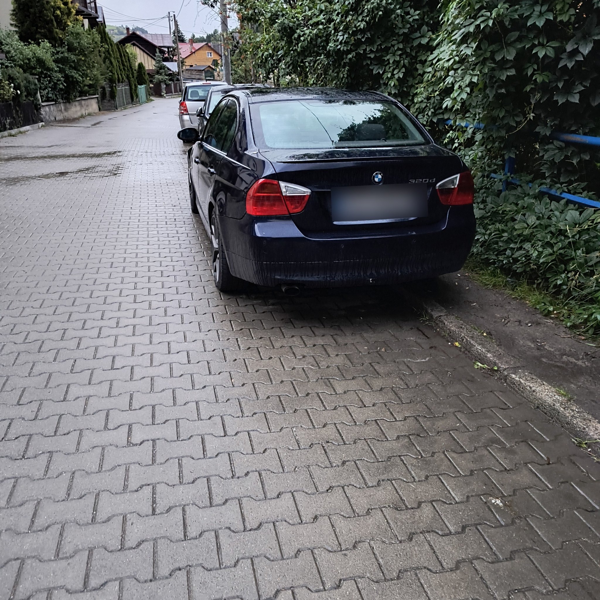 2005 BMW 3 Series (E90) 320d