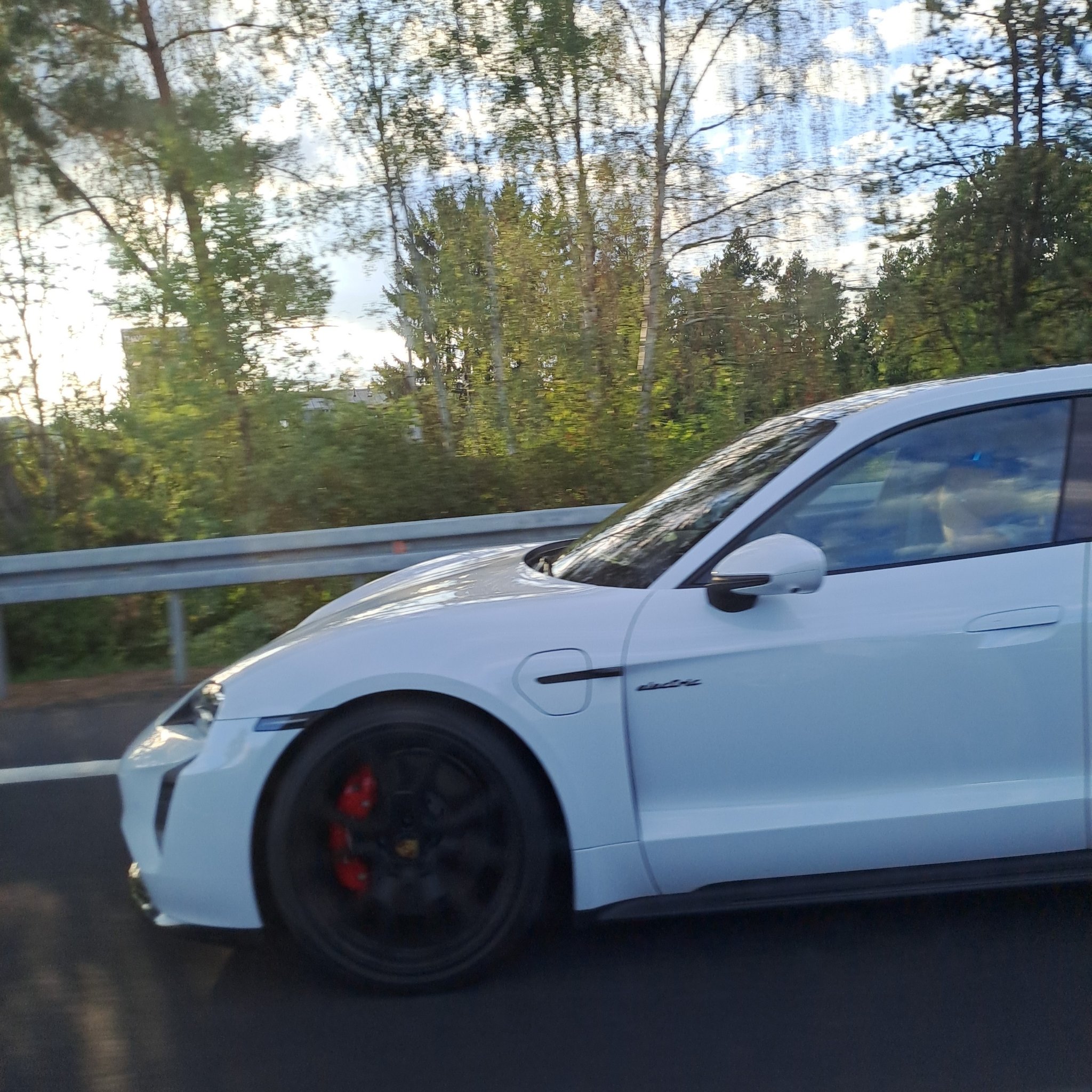 2022 Porsche Taycan (J1) GTS