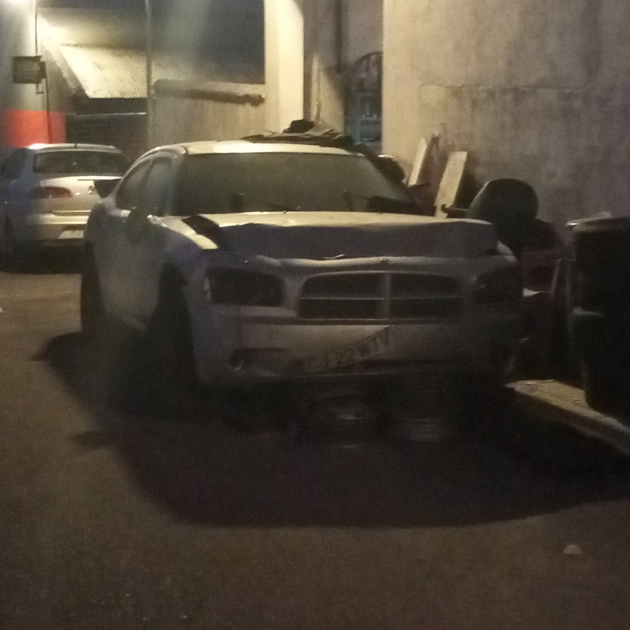 2005 Dodge Charger (LX)