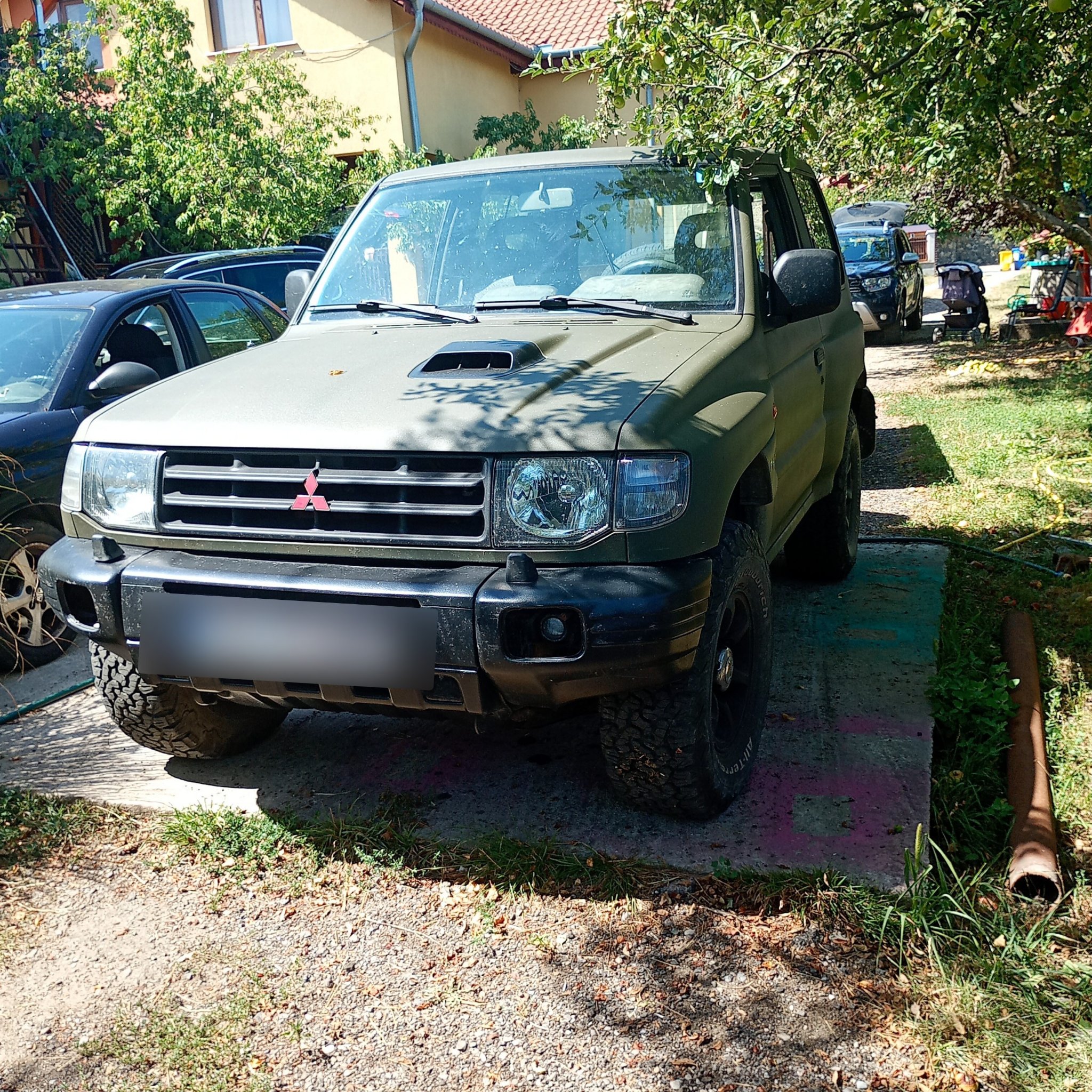 1998 Mitsubishi Pajero Mini (H58A)