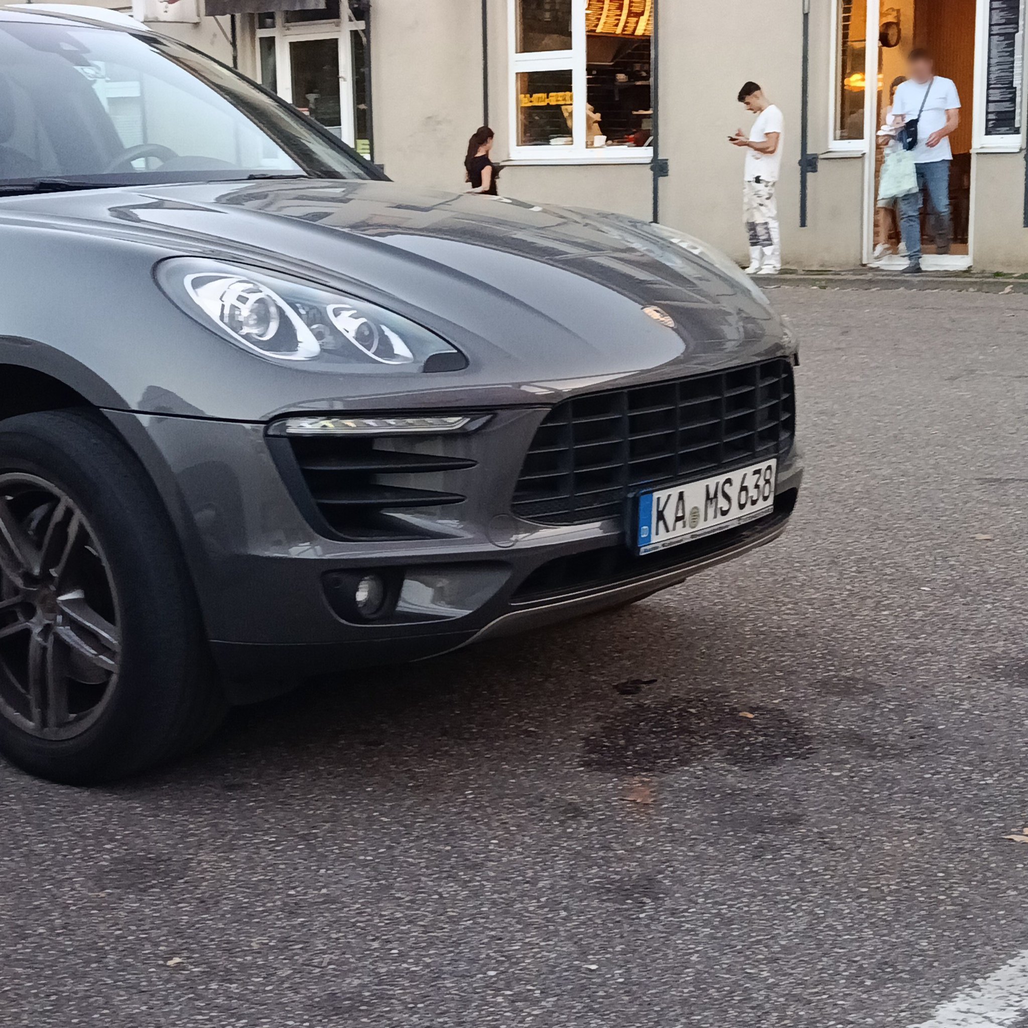 2014 Porsche Macan (95B)