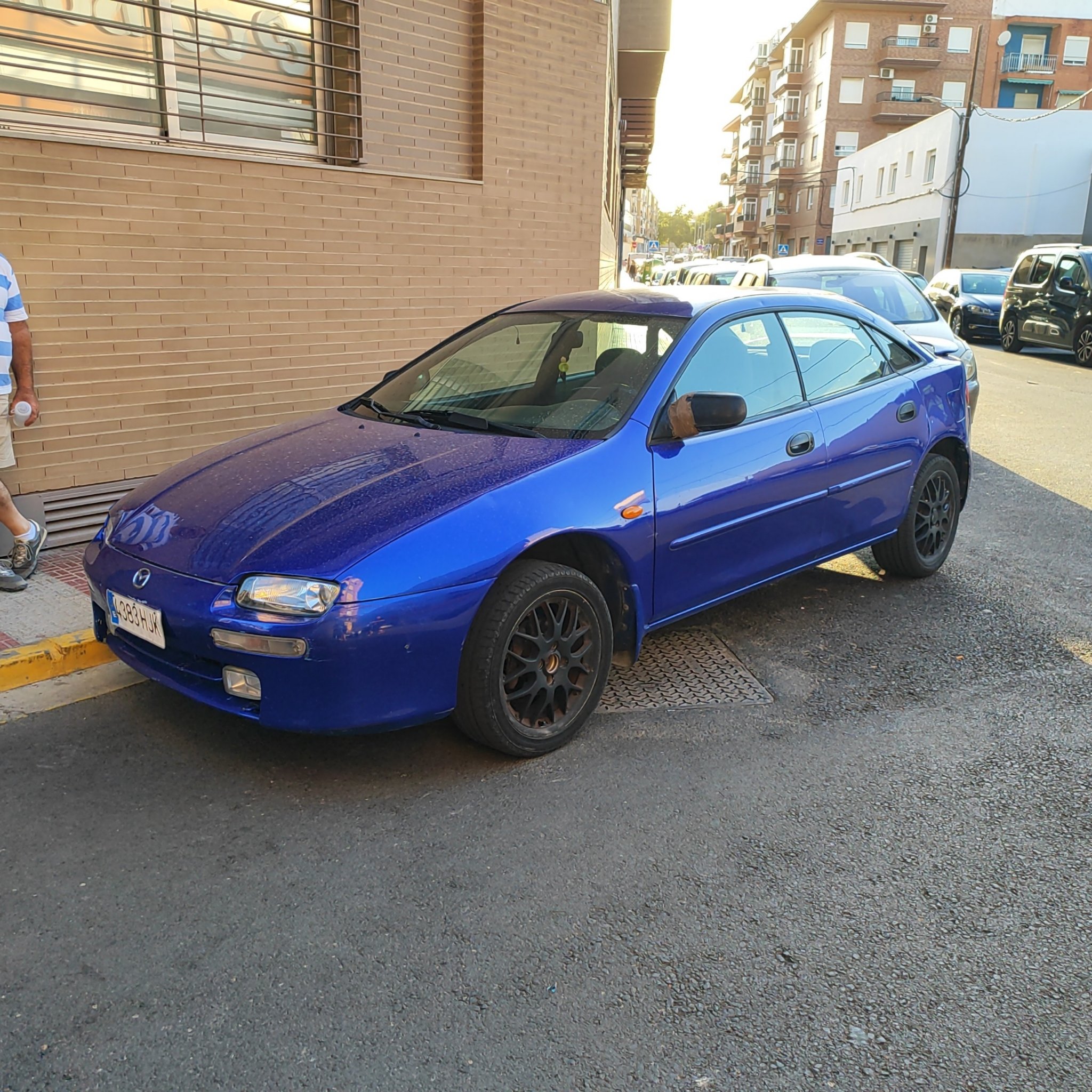 1993 Mazda 323 (BA) Lantis