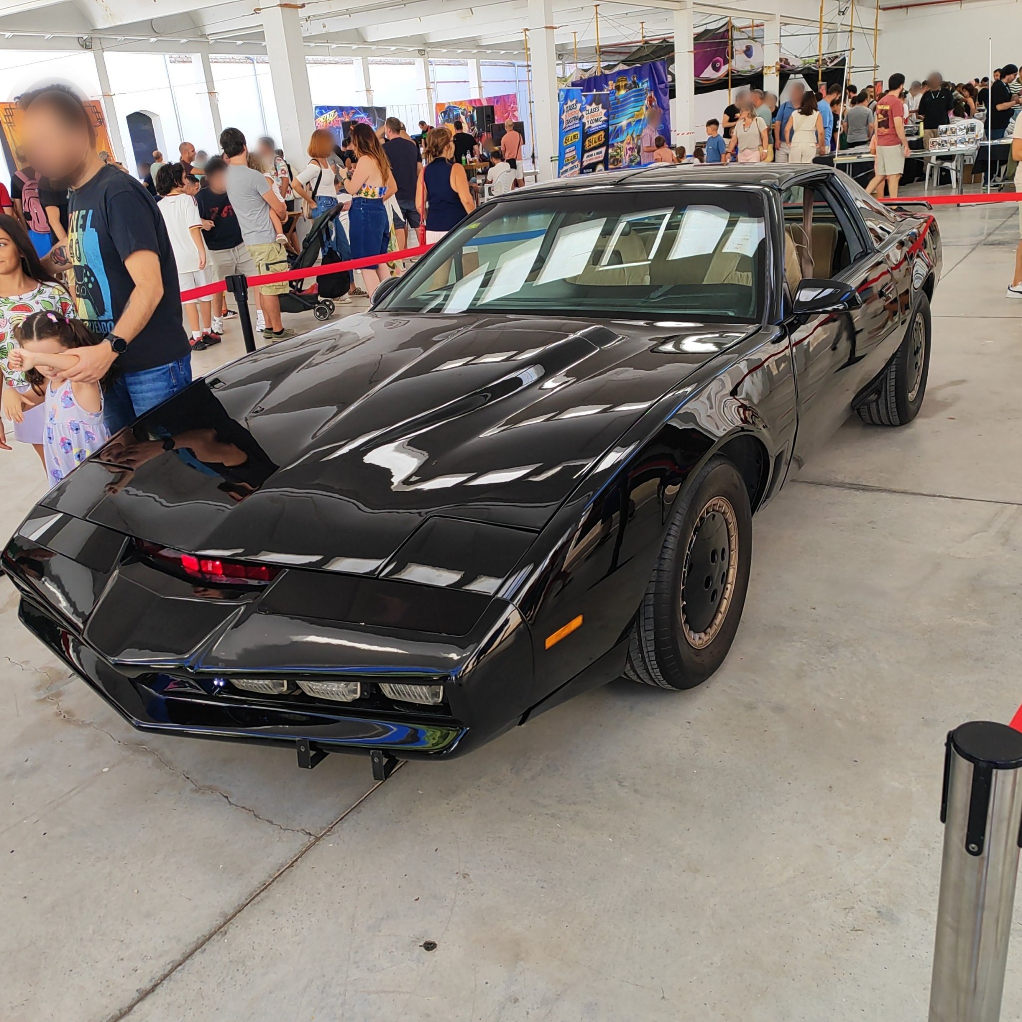 1982 Pontiac Firebird Trans Am (F-body) KITT