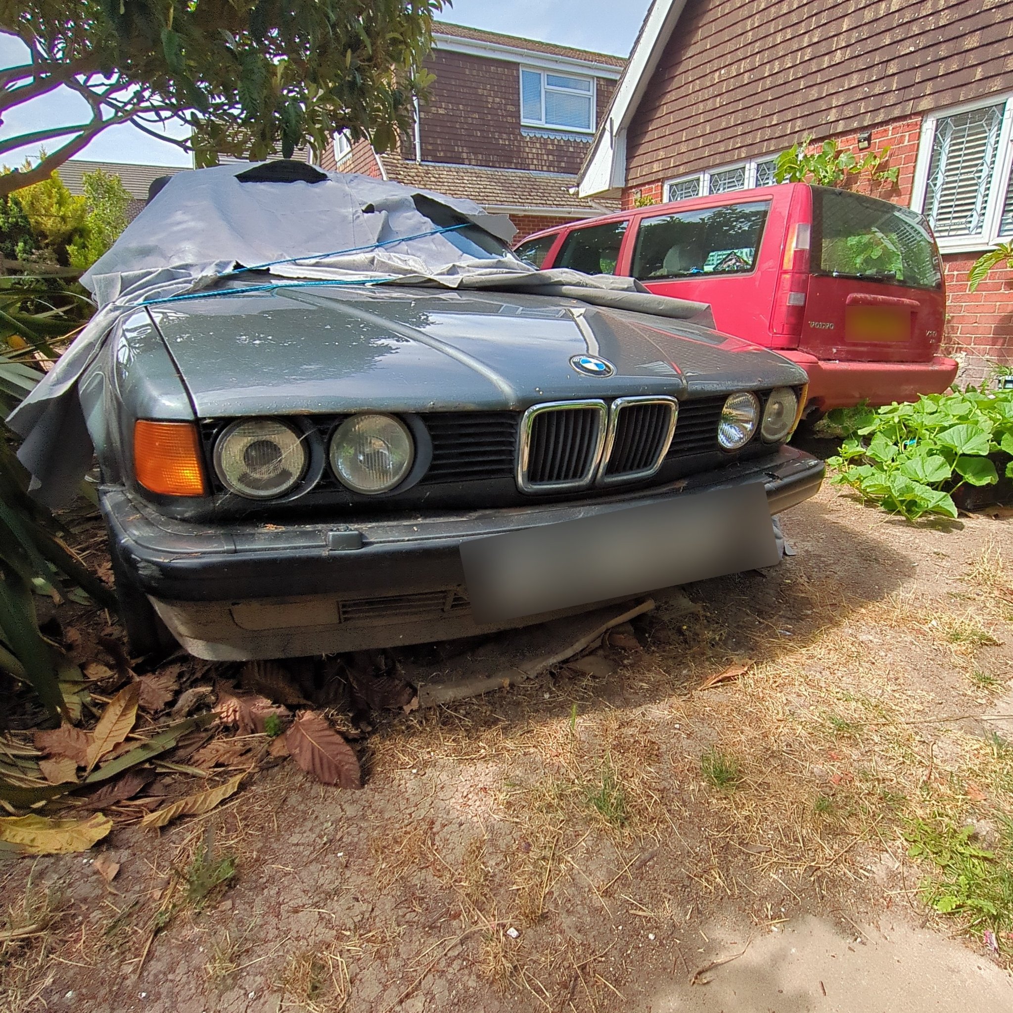 1986 BMW 7 Series (E32)