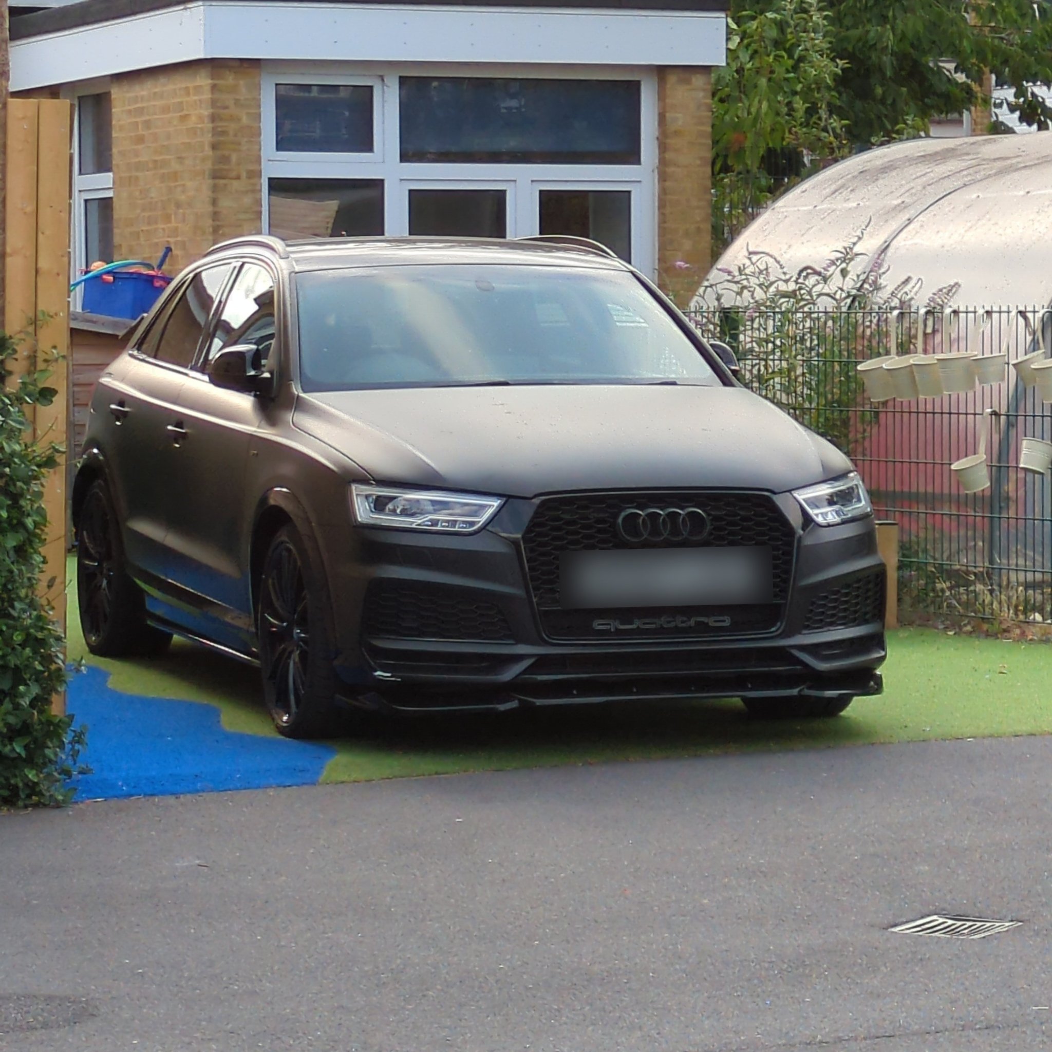 2013 Audi RS Q3 (8U)