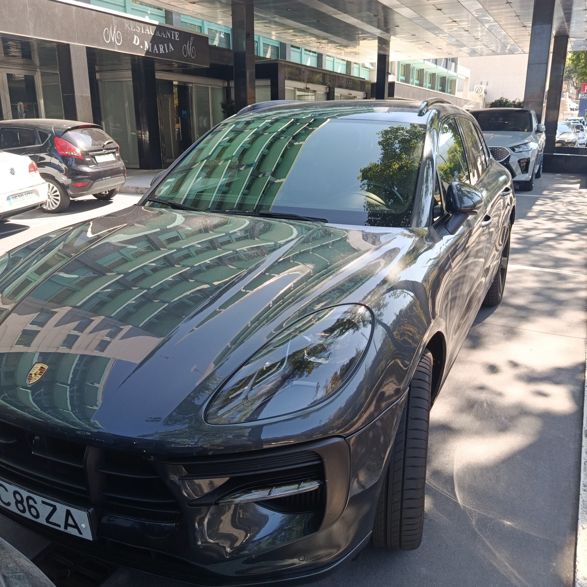 2014 Porsche Macan (95B) Turbo