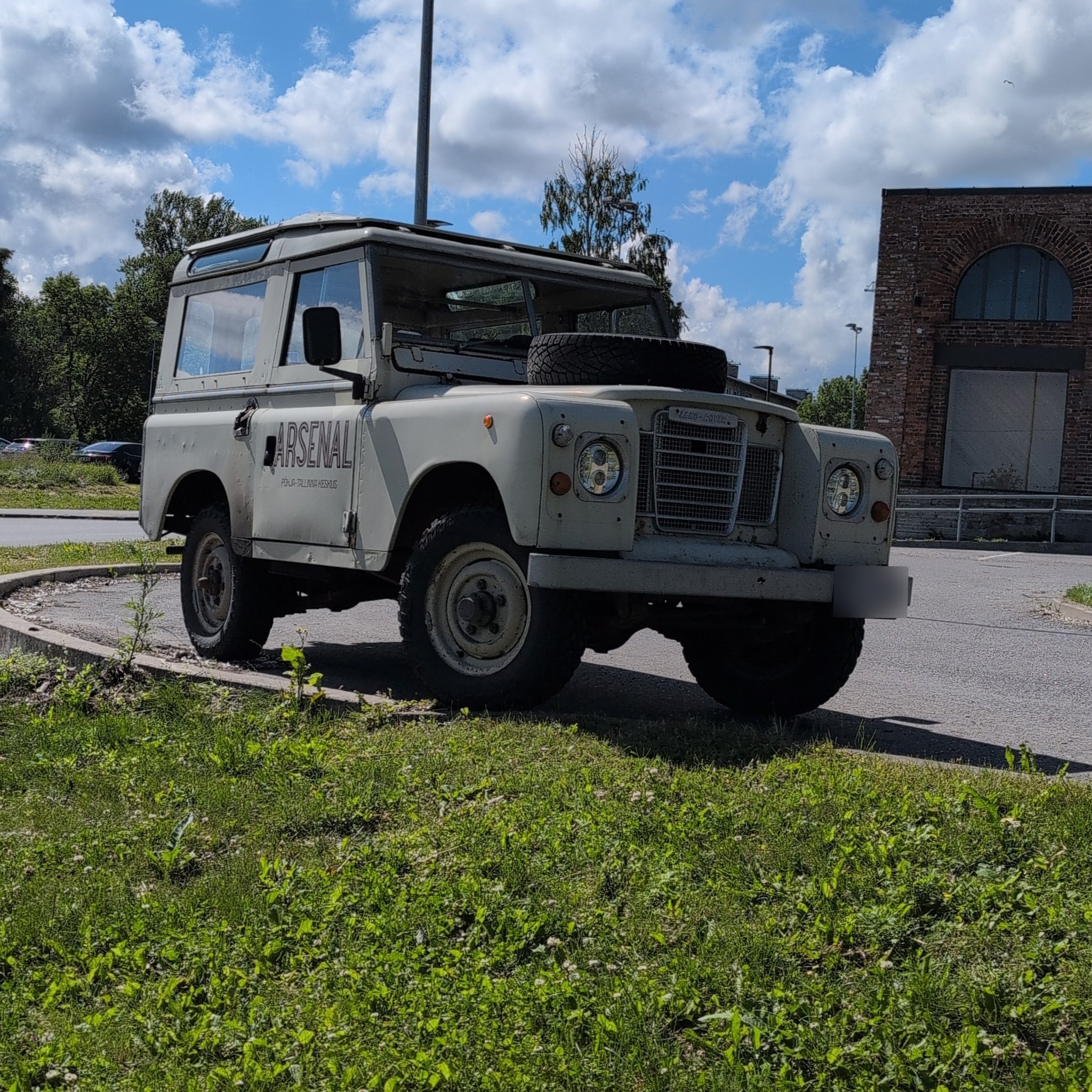 1983 Land Rover Defender (Classic)