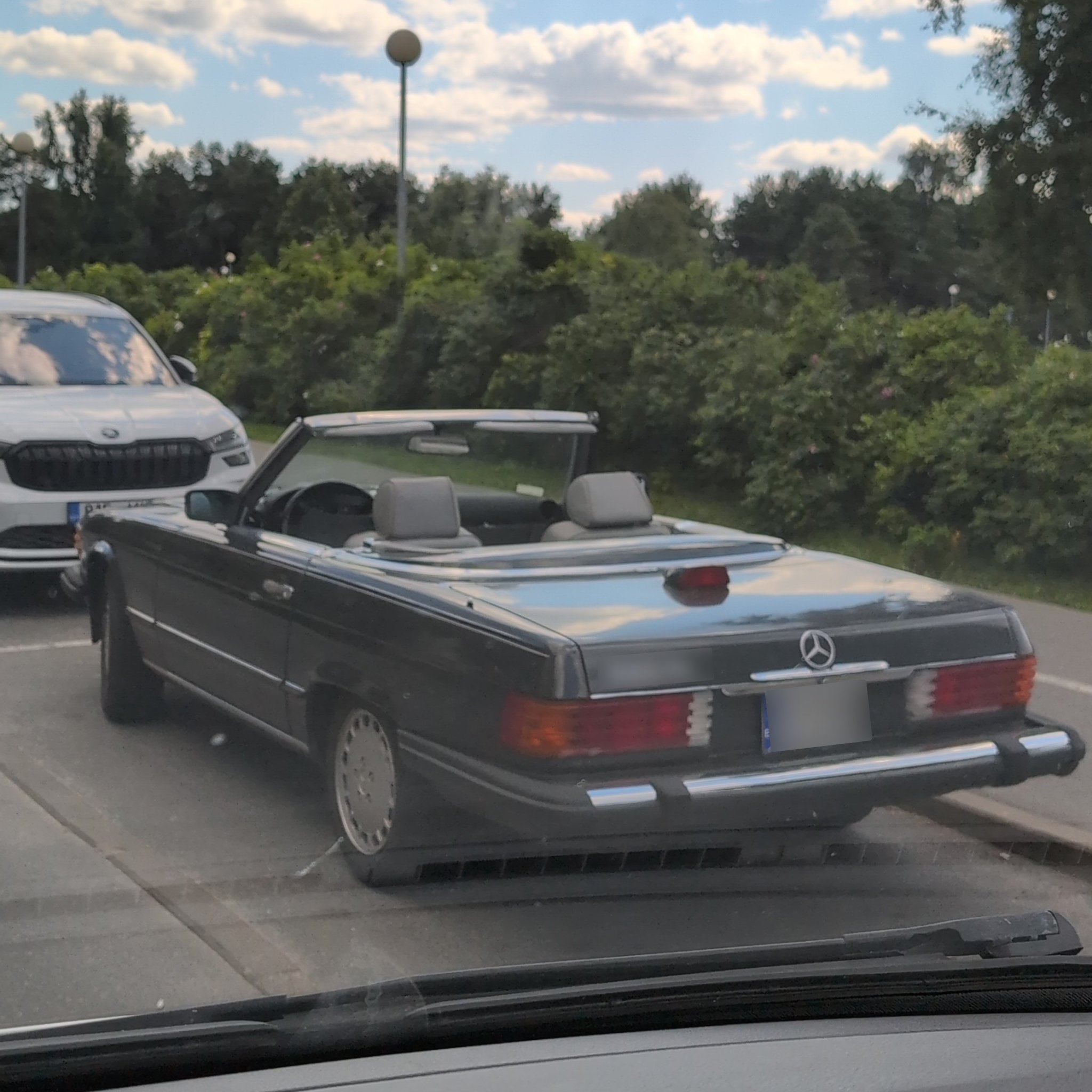1986 Mercedes-Benz 560 SL (R107)