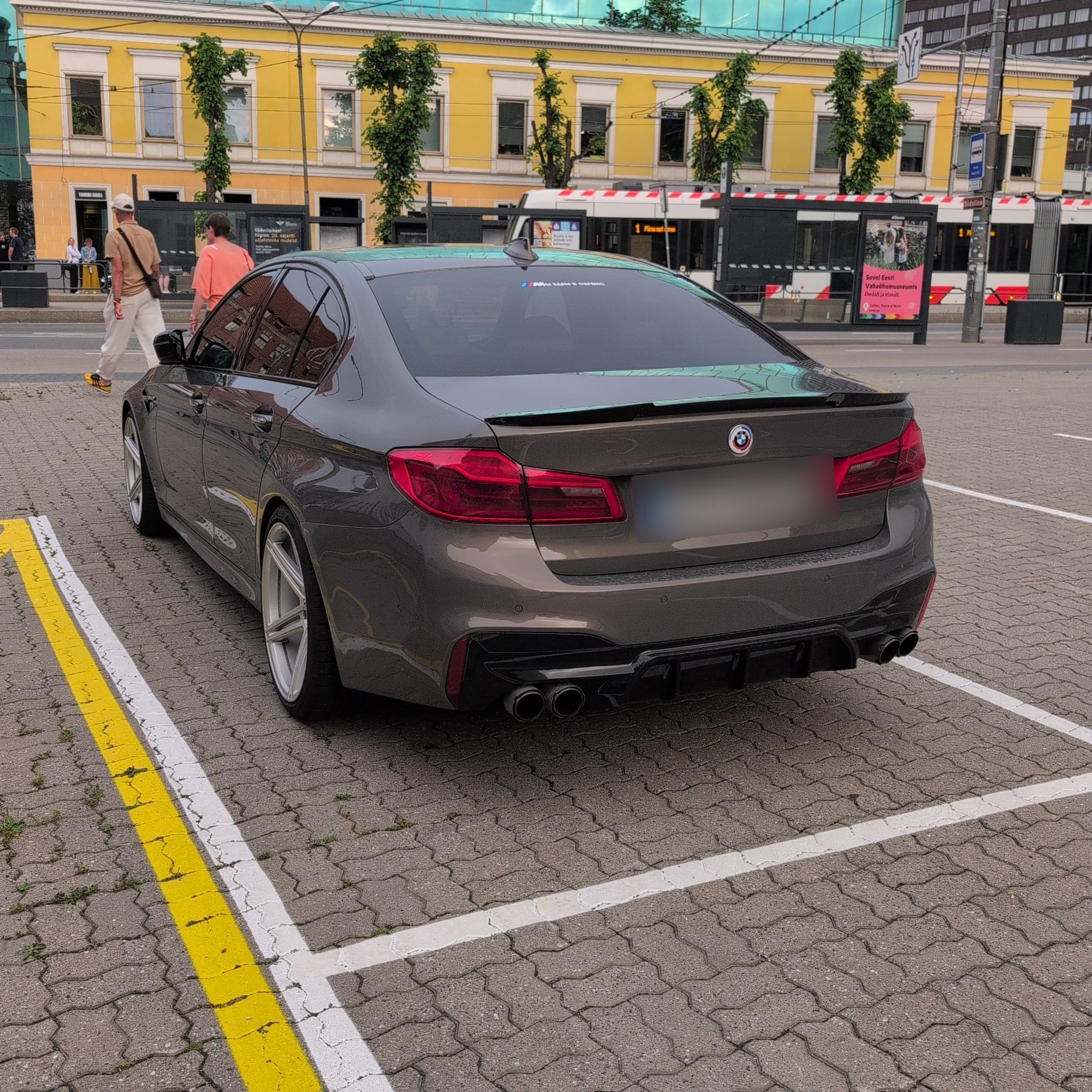 2017 BMW M5 (F90)