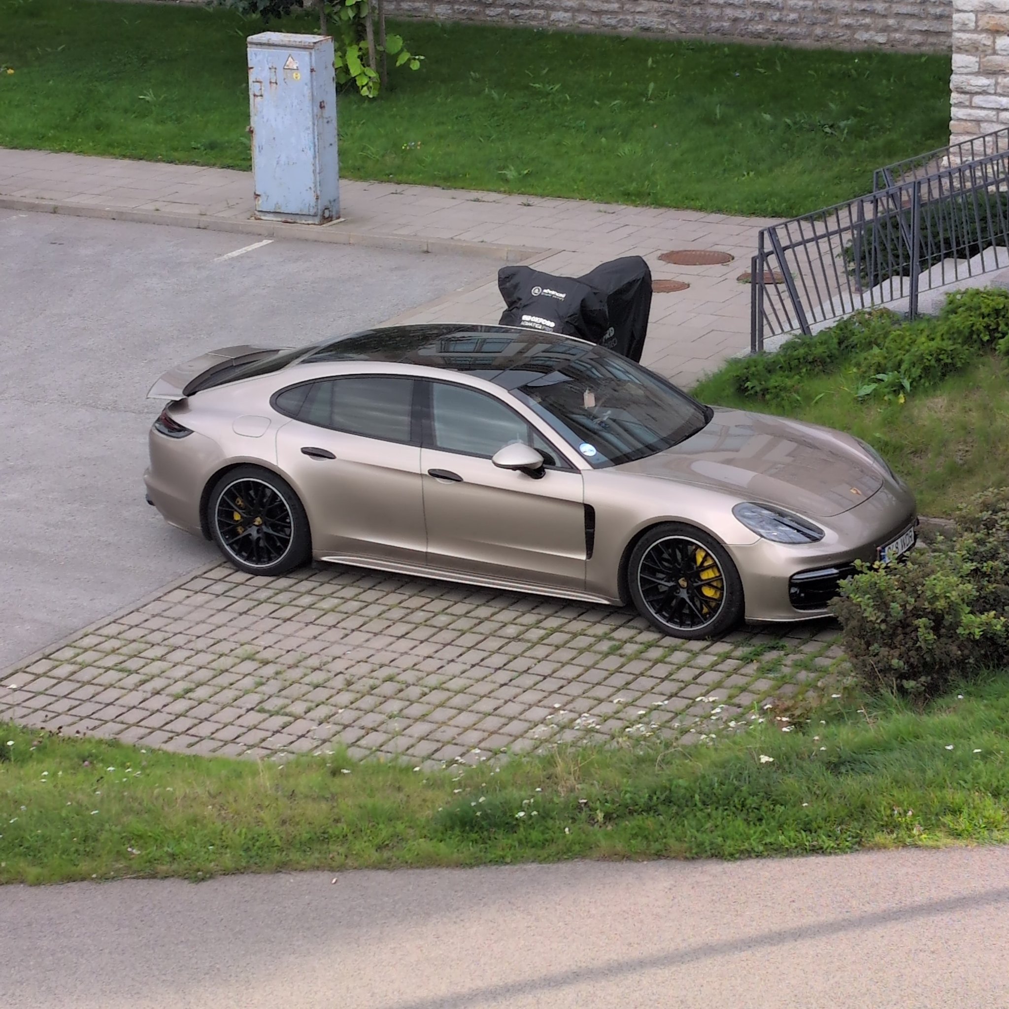 2016 Porsche Panamera