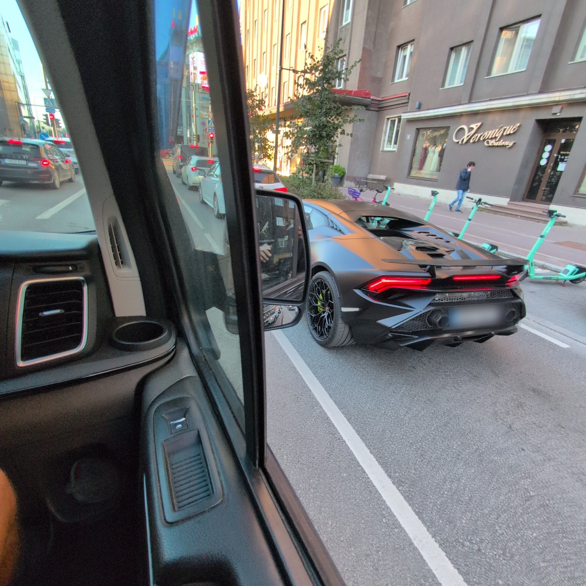 2022 Lamborghini Huracan Tecnica