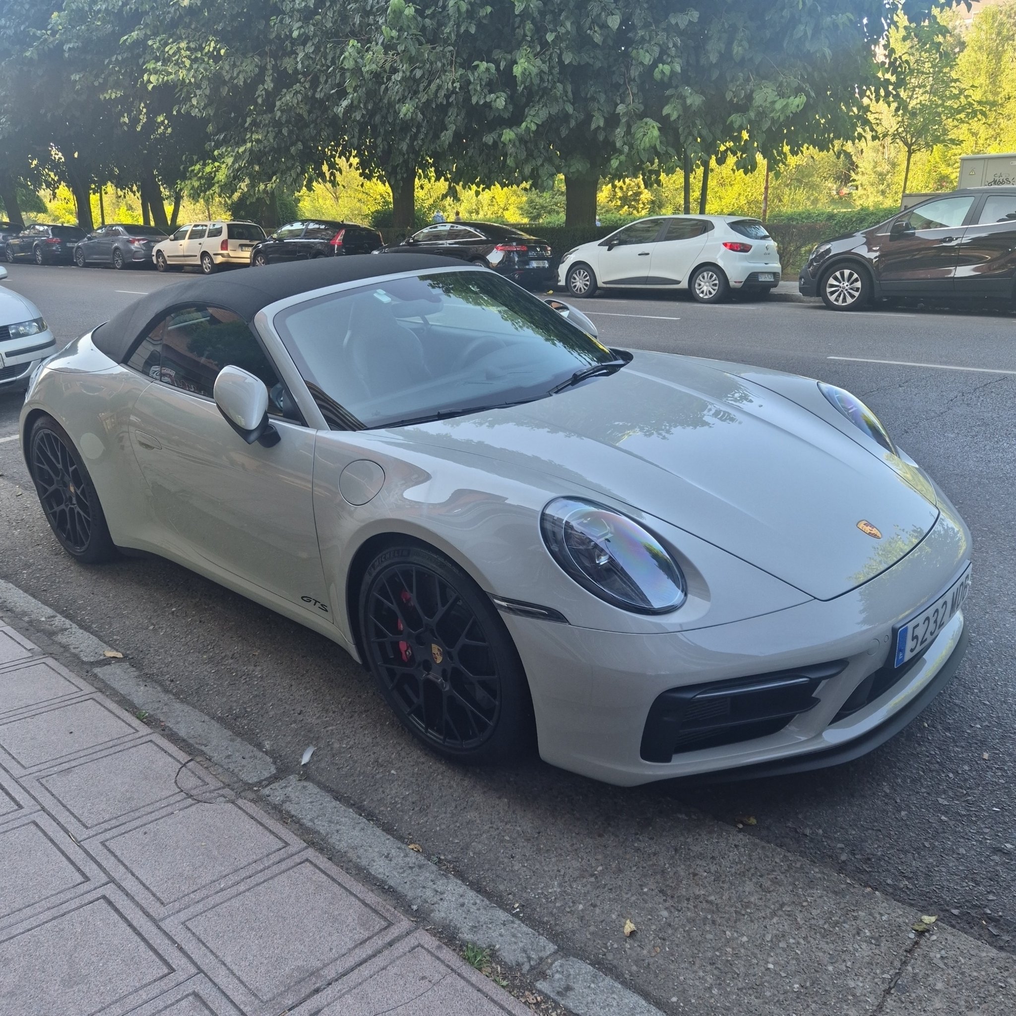 2022 Porsche 911 (992) GTS Cabriolet