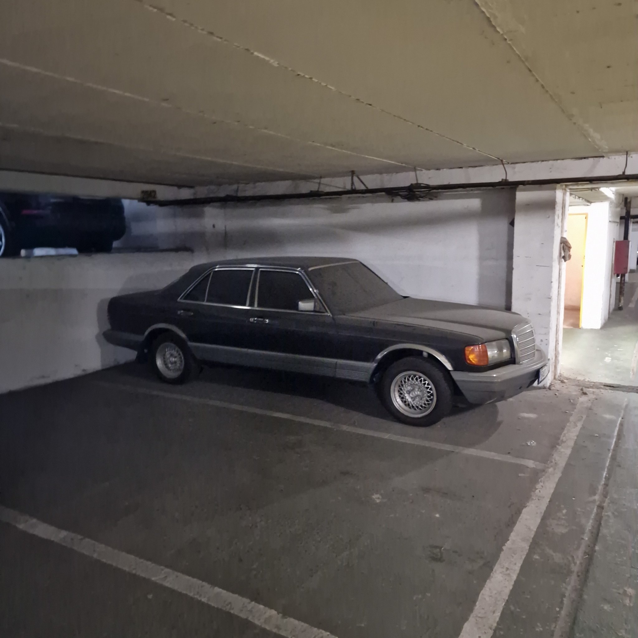 1979 Mercedes-Benz S-Class (W126)
