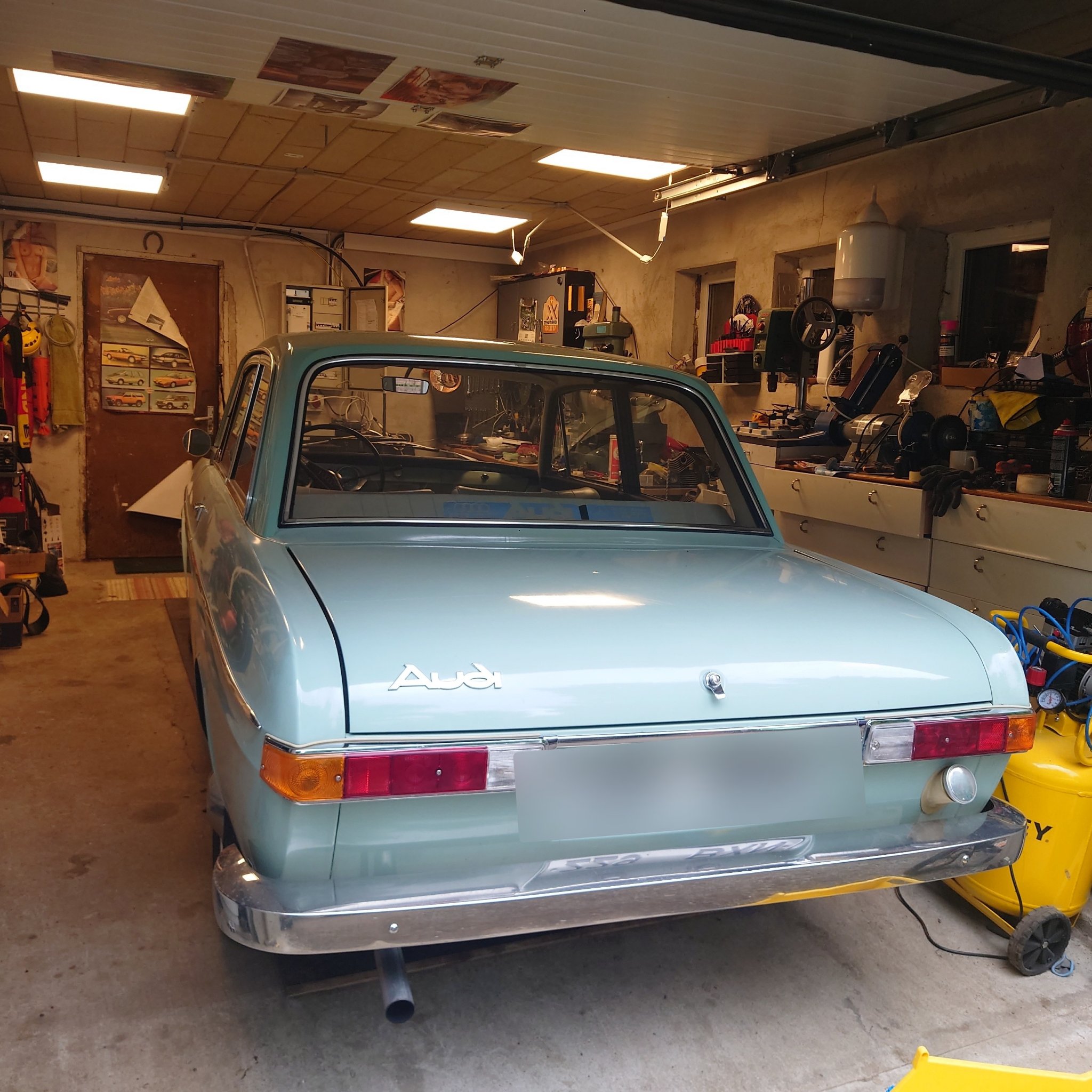 1965 Audi 72 (F103)