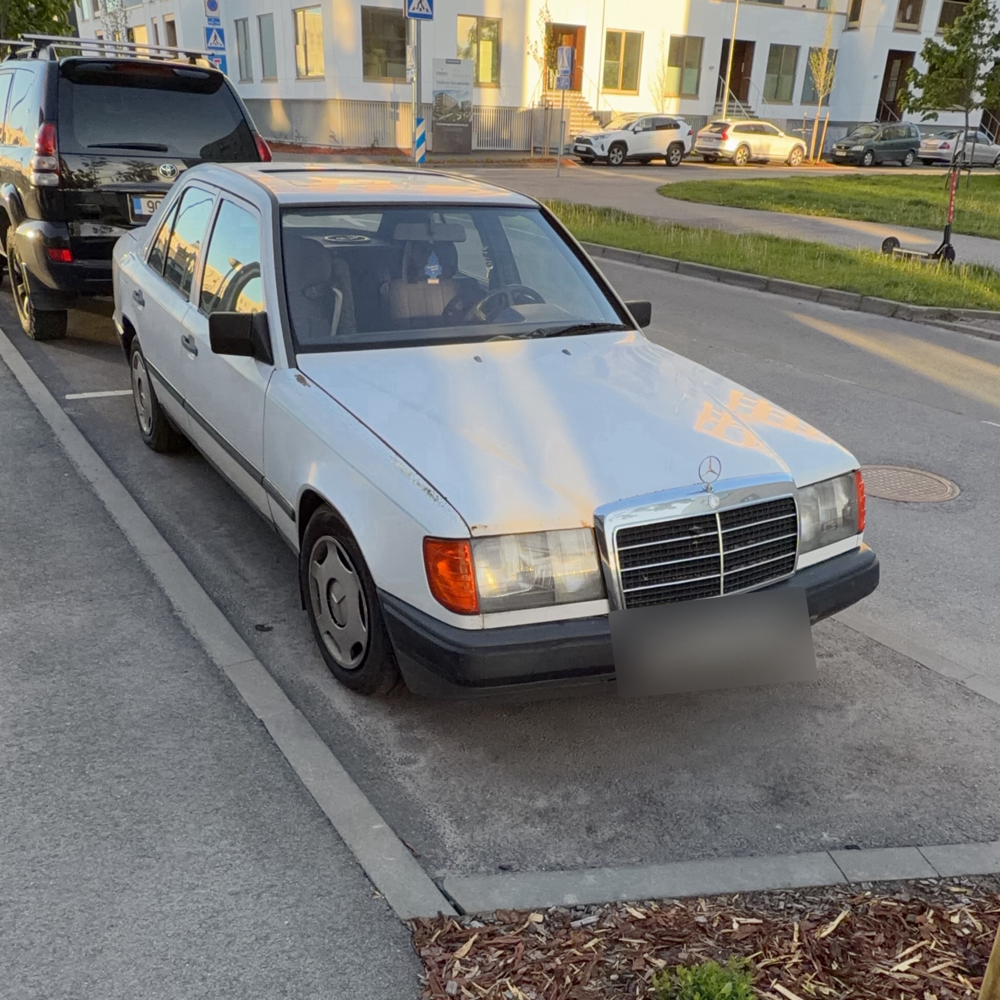 1984 Mercedes-Benz W124