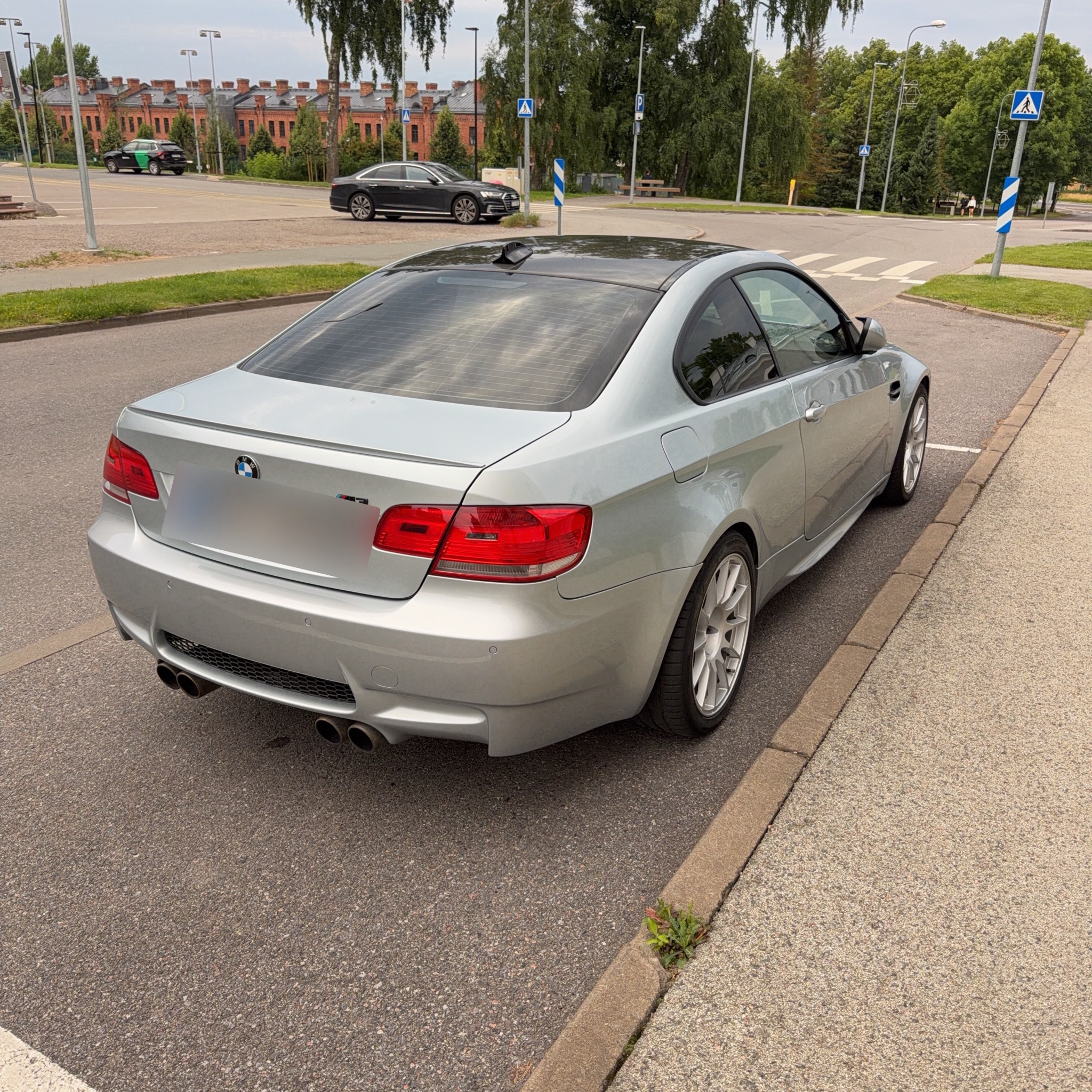 2007 BMW M3 (E92)