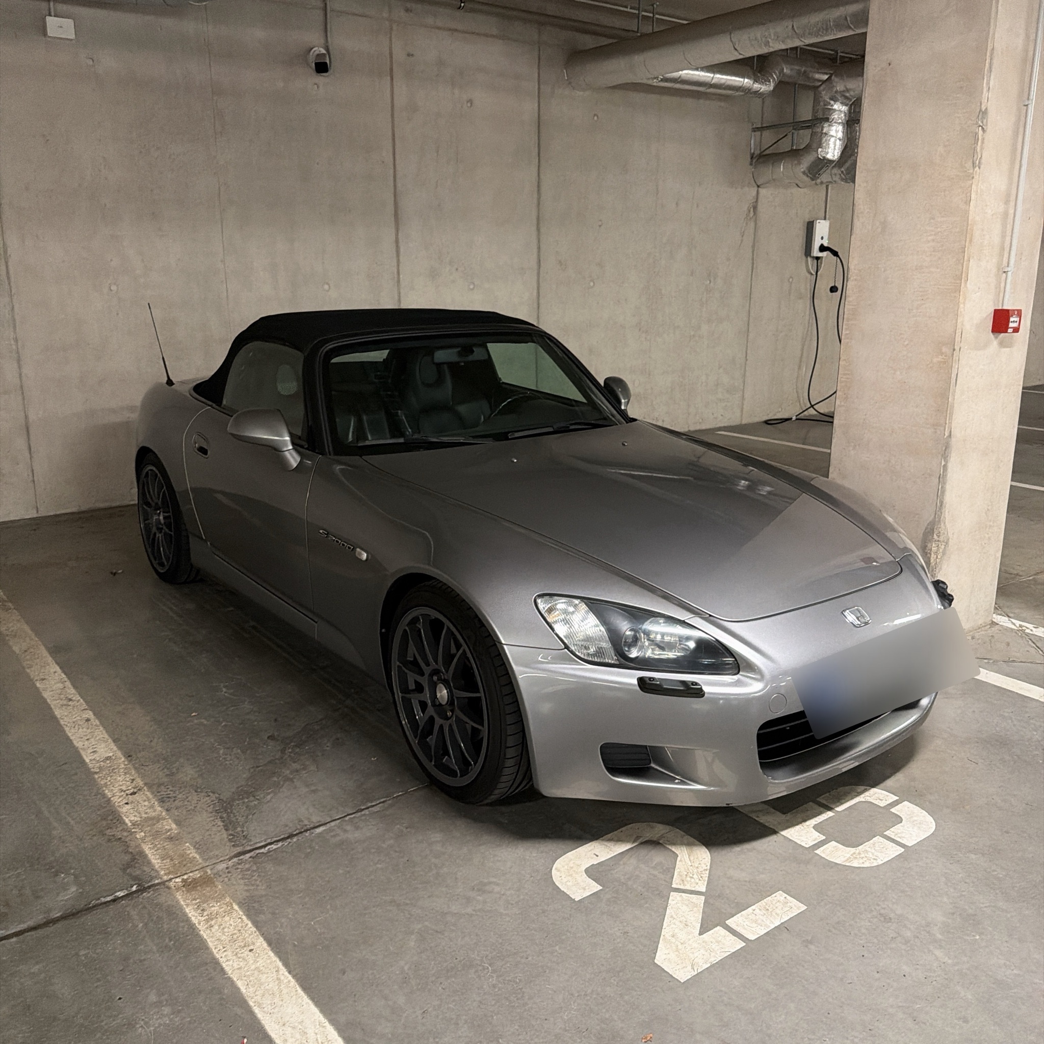 2003 Honda S2000 (AP2)