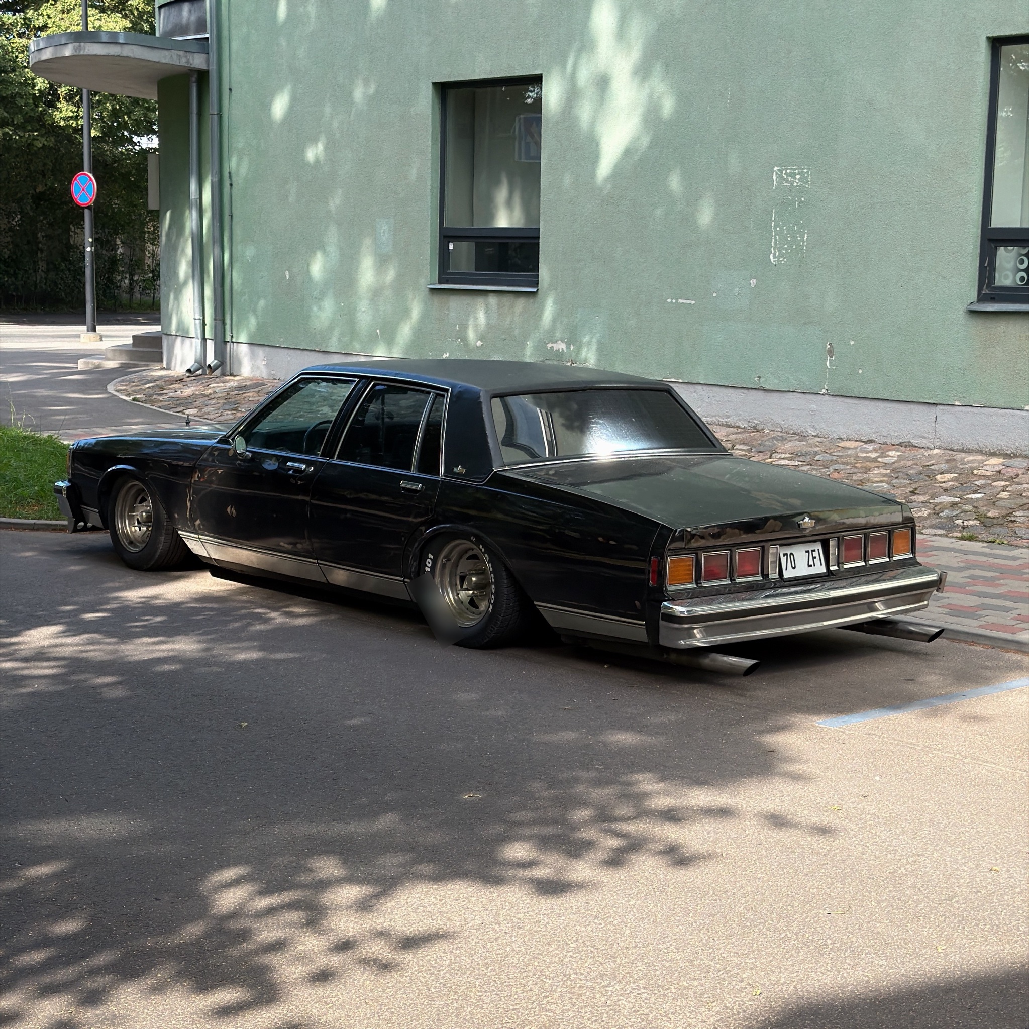 1977 Chevrolet Caprice (B-body)