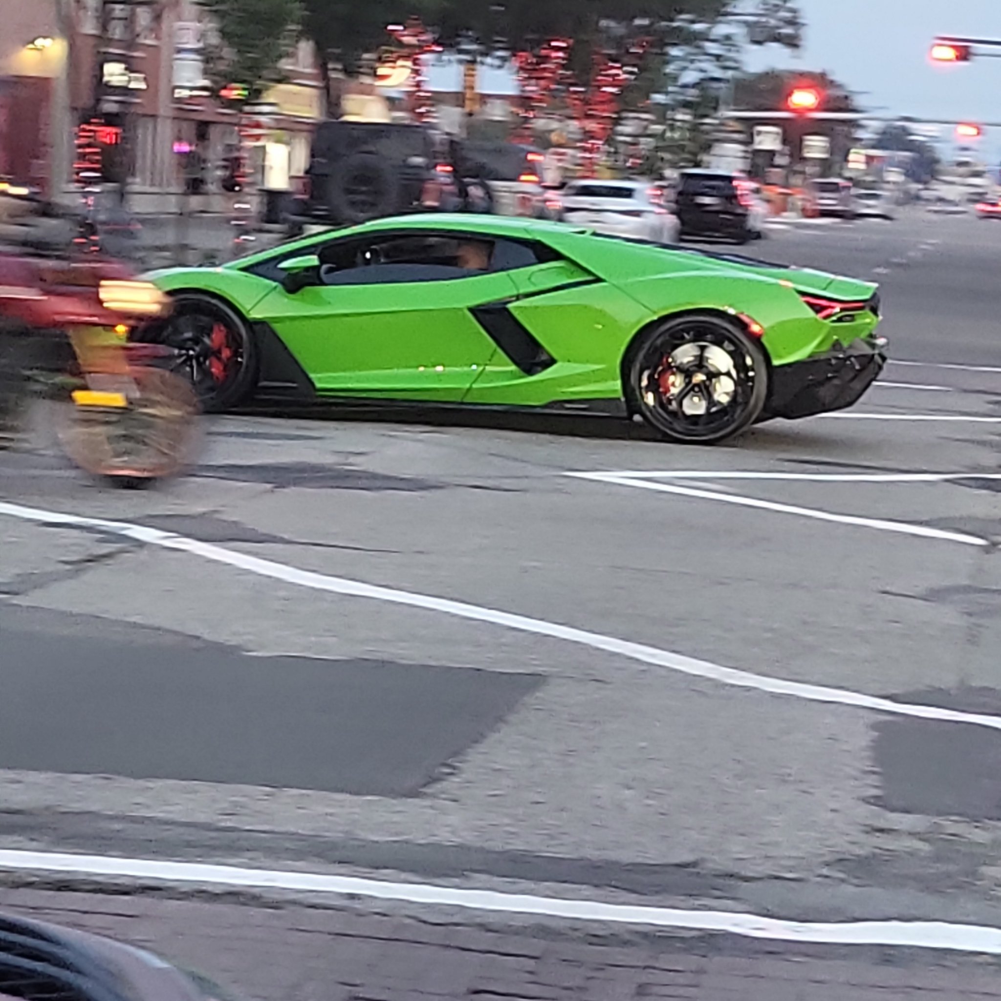2023 Lamborghini Revuelto