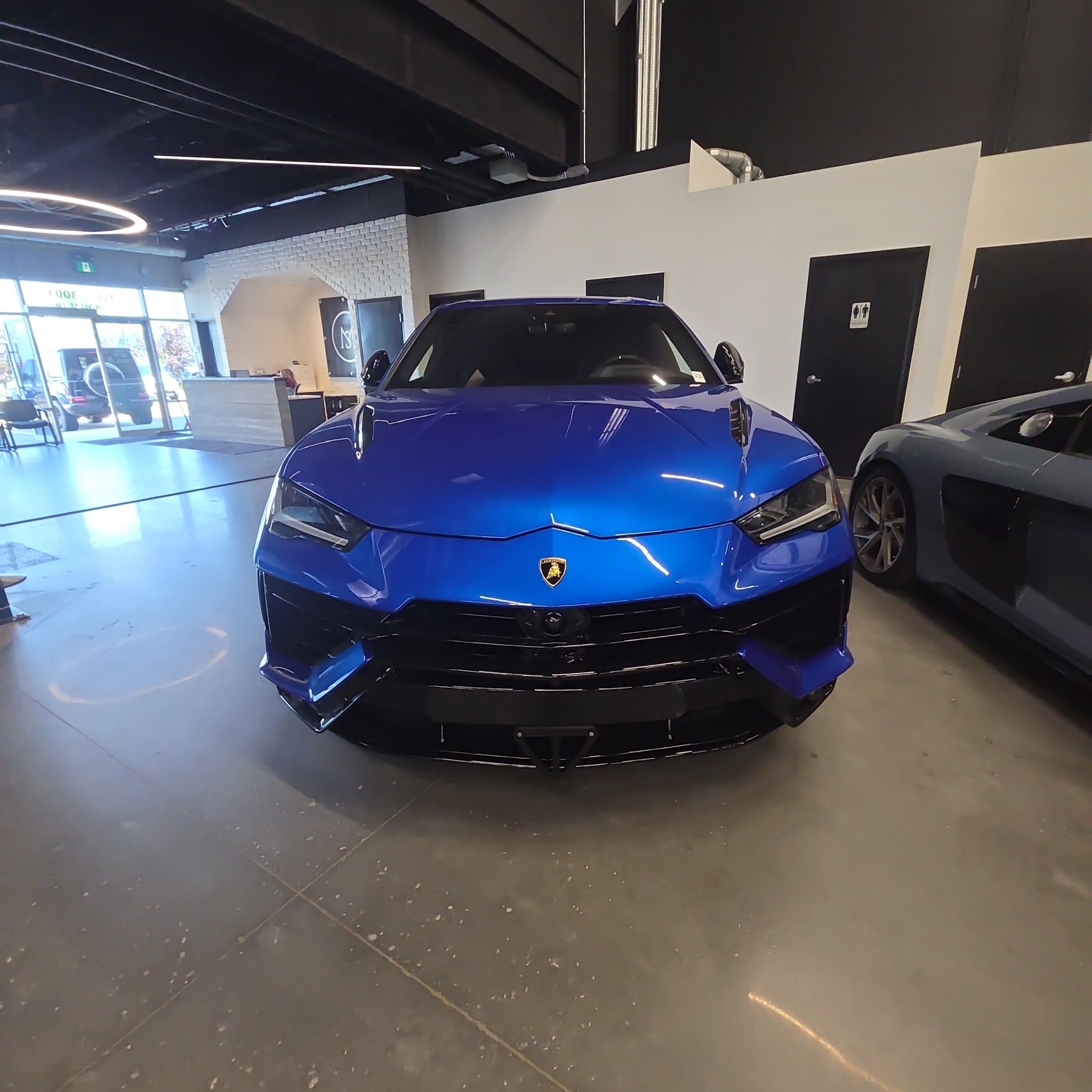 2022 Lamborghini Urus Performante