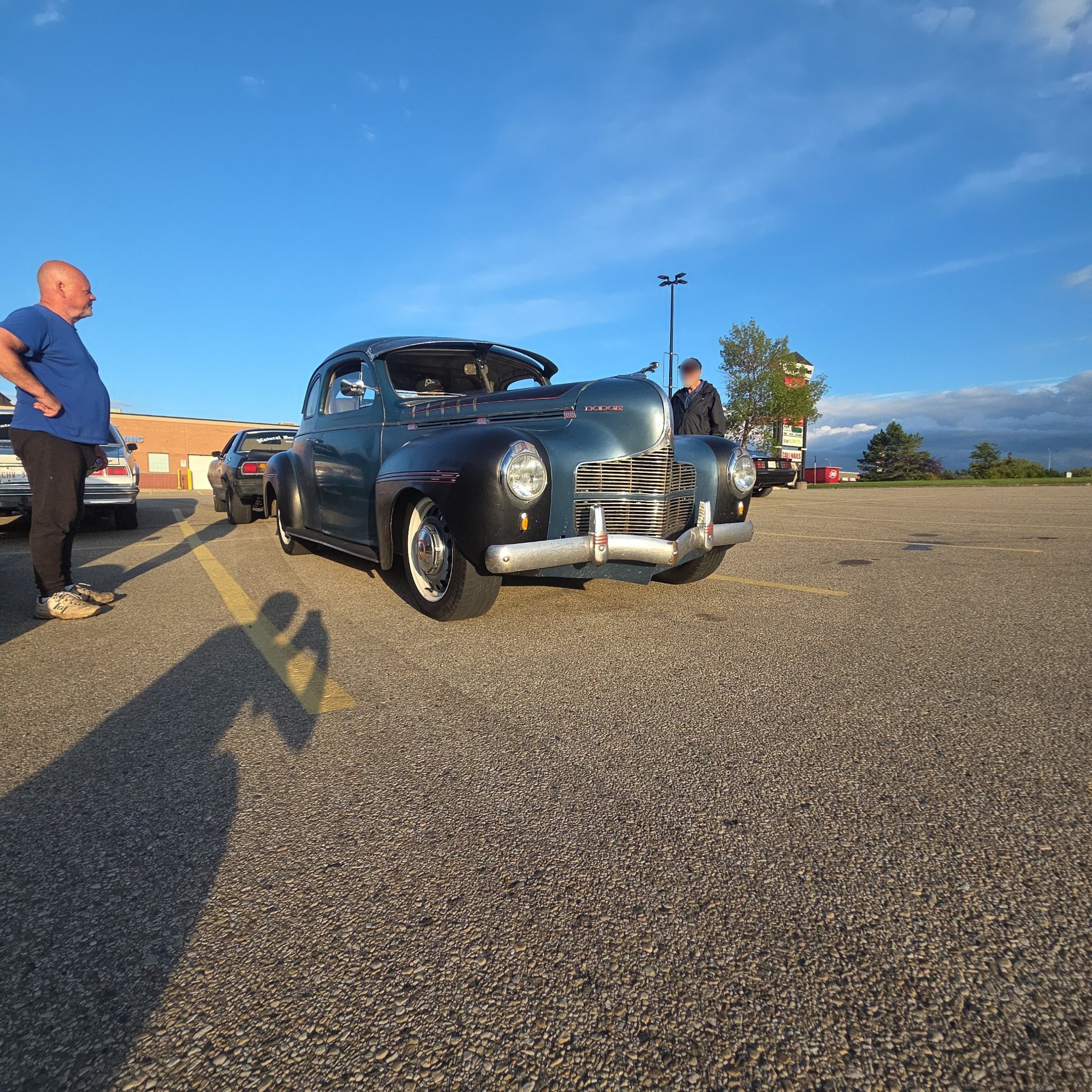 1941 Dodge Luxury Liner (D19) Business Coupe